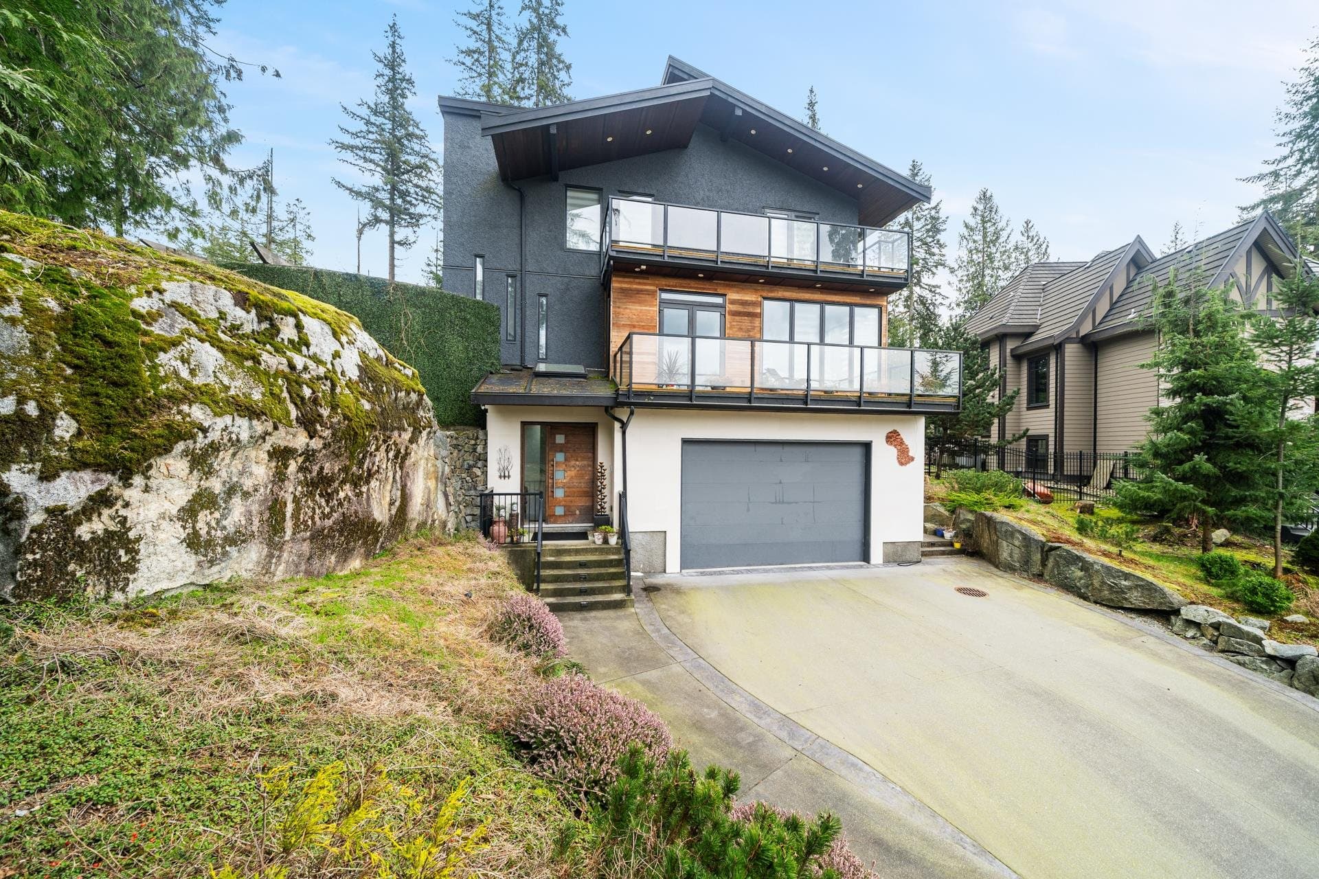 116 Deerview Lane, Anmore, V3H 0A3 — photo 2
