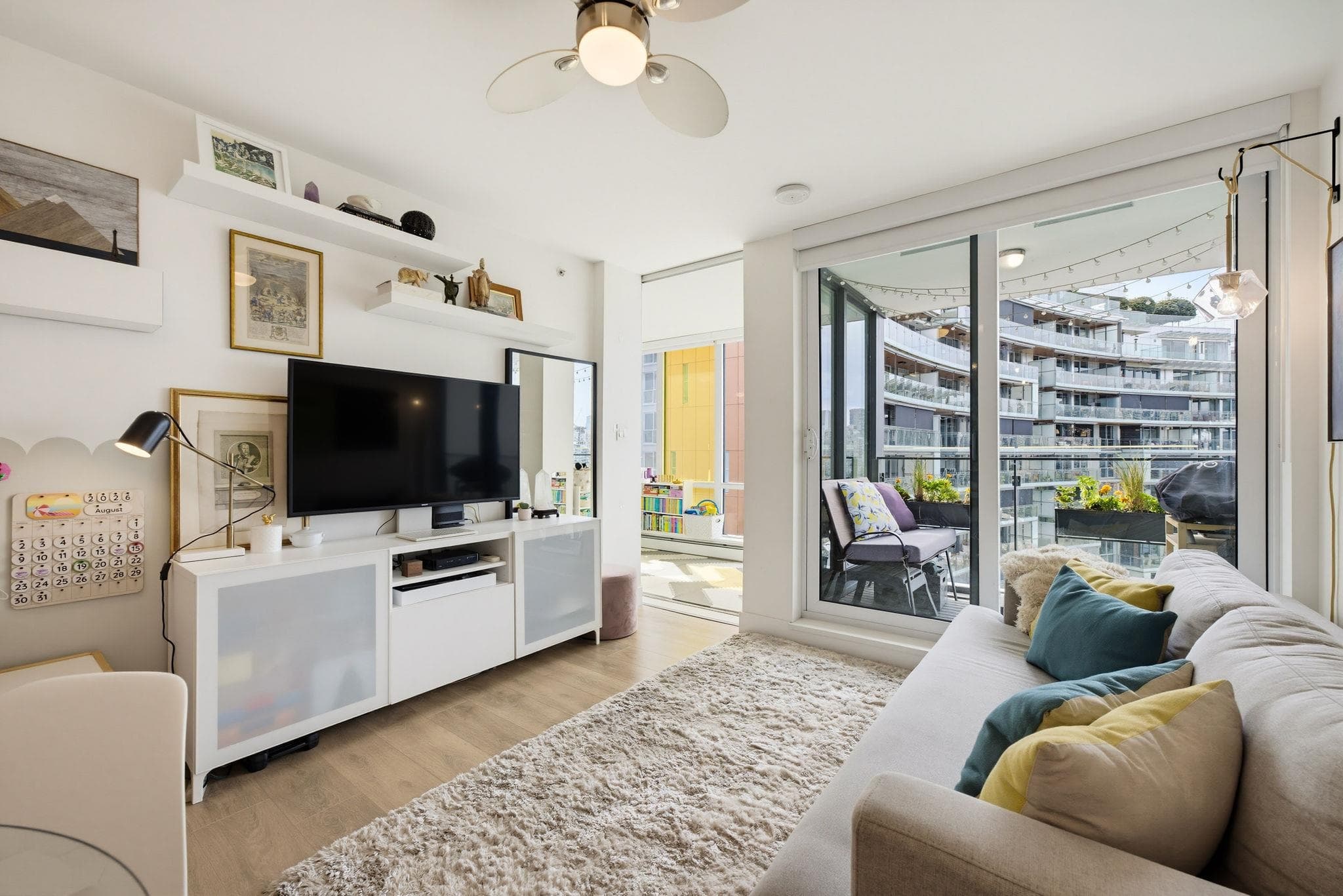 1501 - 1788 Columbia Street, Vancouver, V5Y 0L7 — photo 4