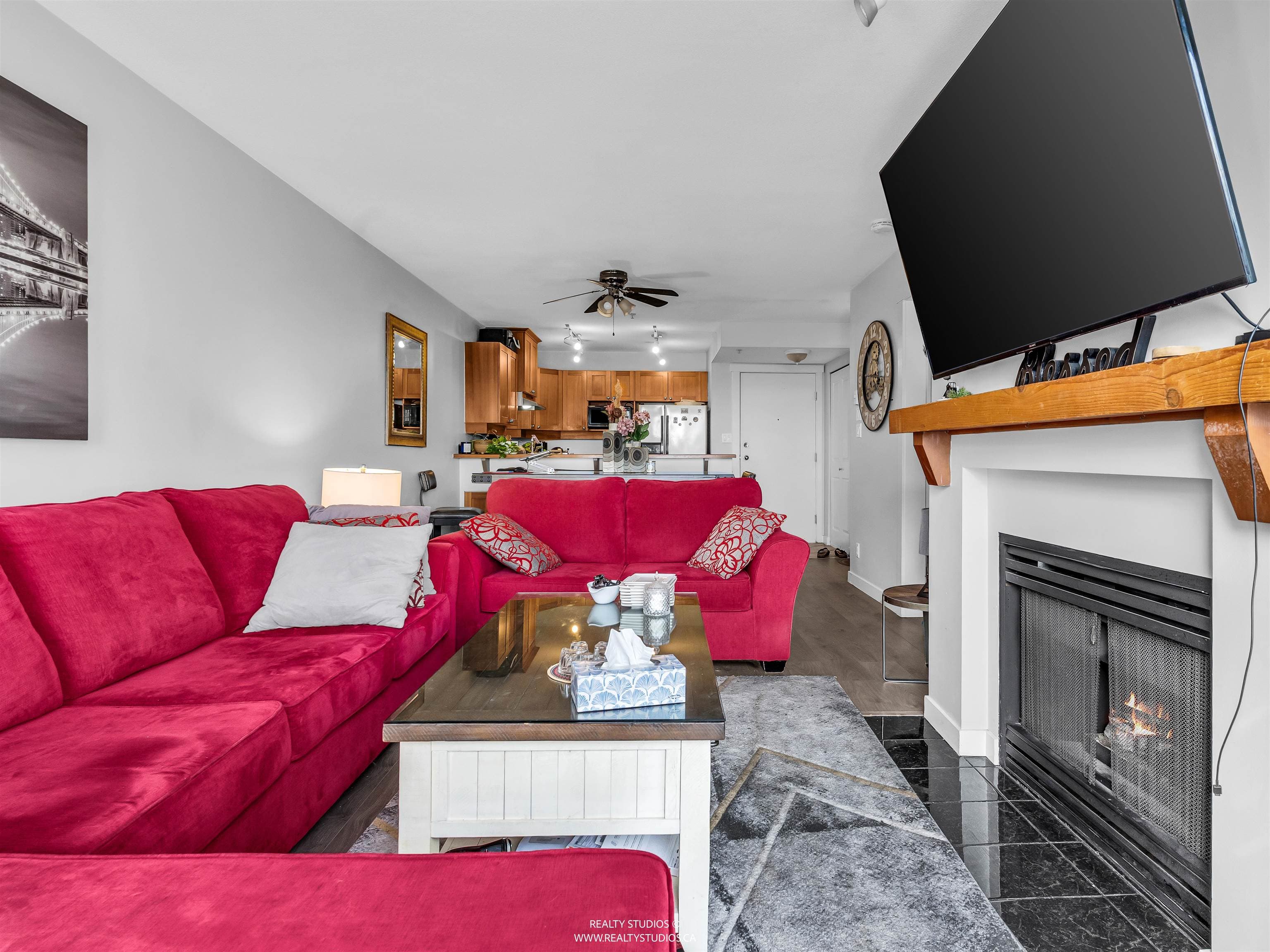 201 - 1432 Parkway Boulevard, Coquitlam, V3E 3L9 — photo 3