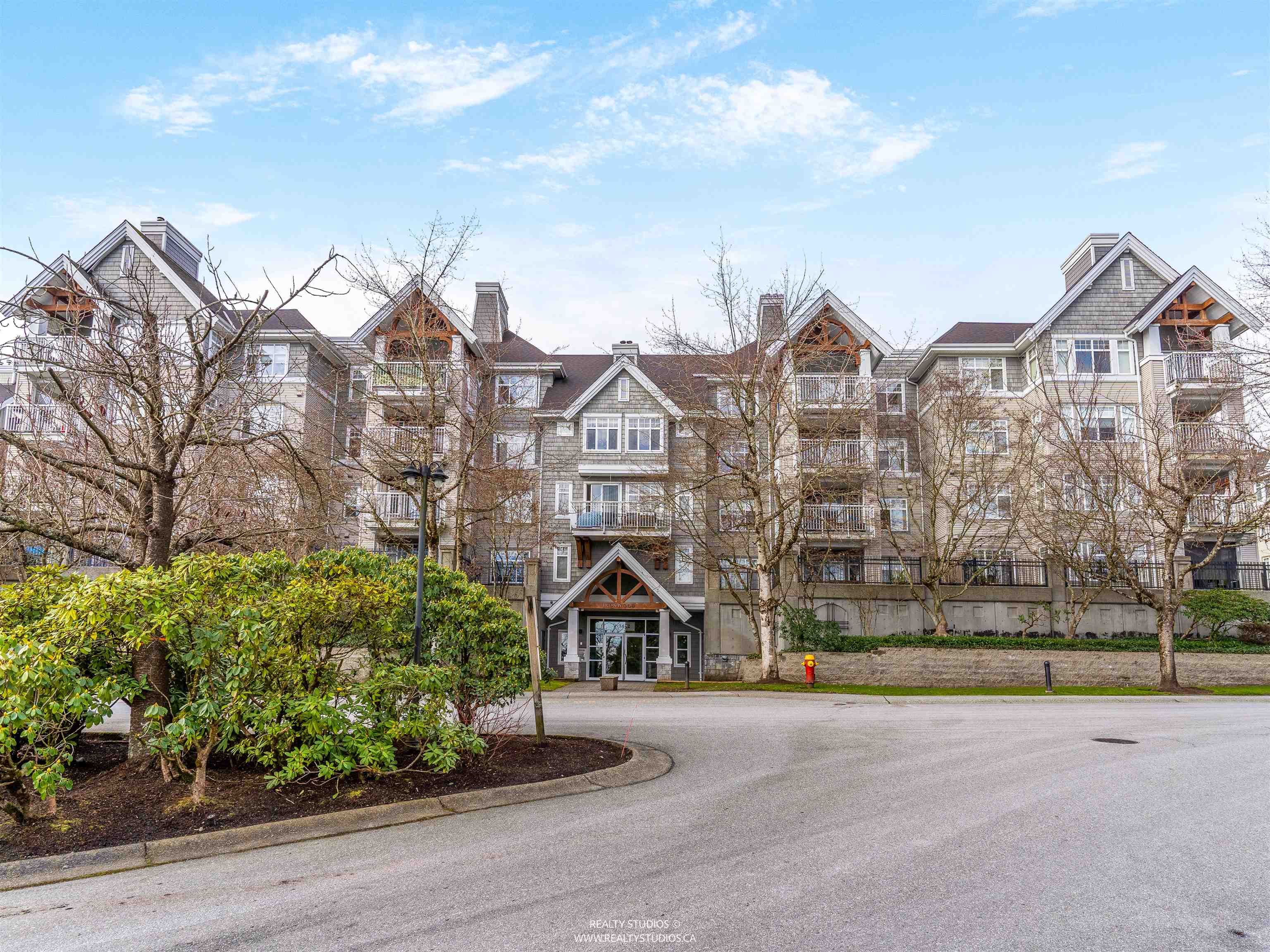 201 - 1432 Parkway Boulevard, Coquitlam, V3E 3L9 — photo 1