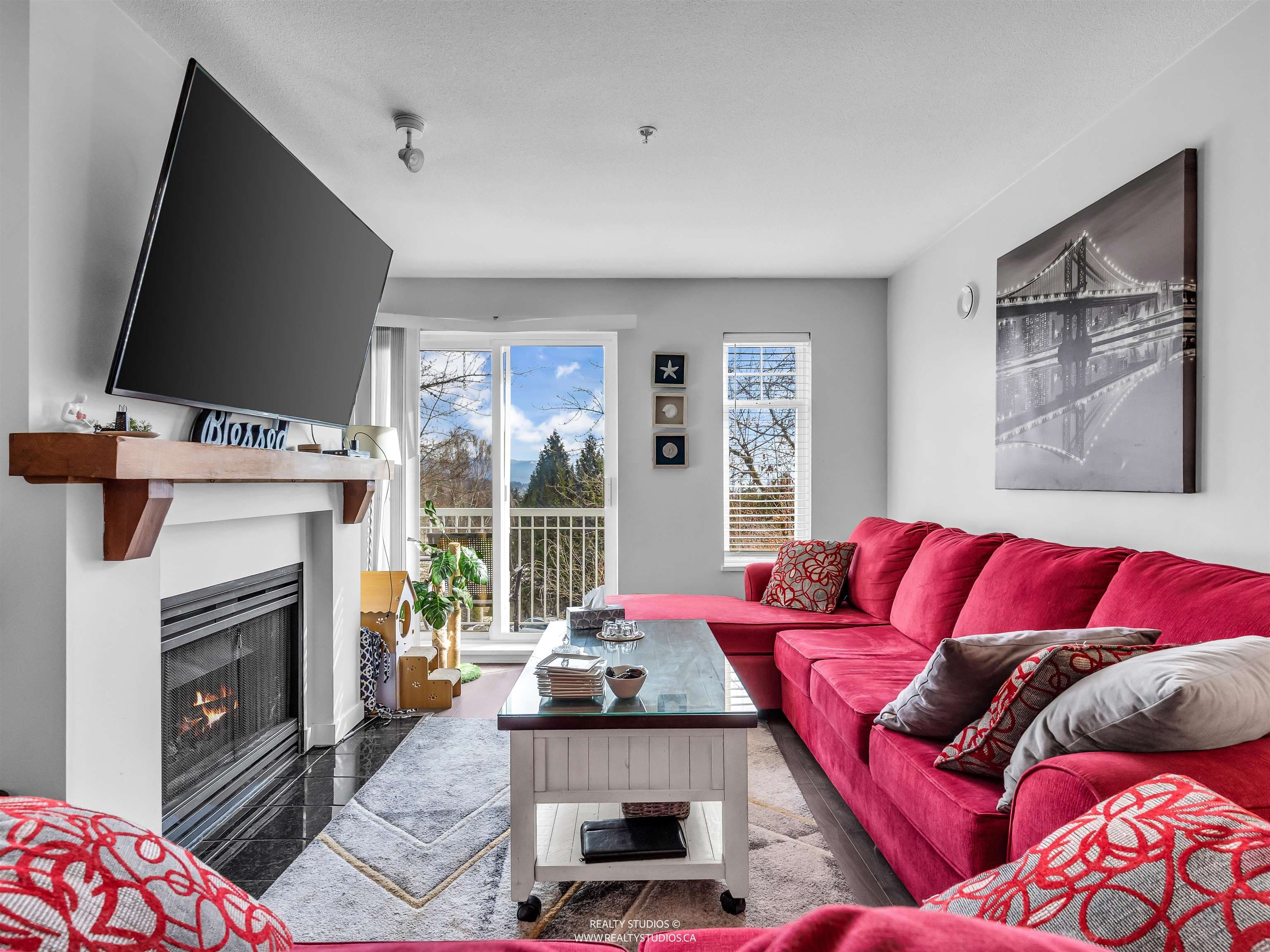 201 - 1432 Parkway Boulevard, Coquitlam, V3E 3L9 — photo 4