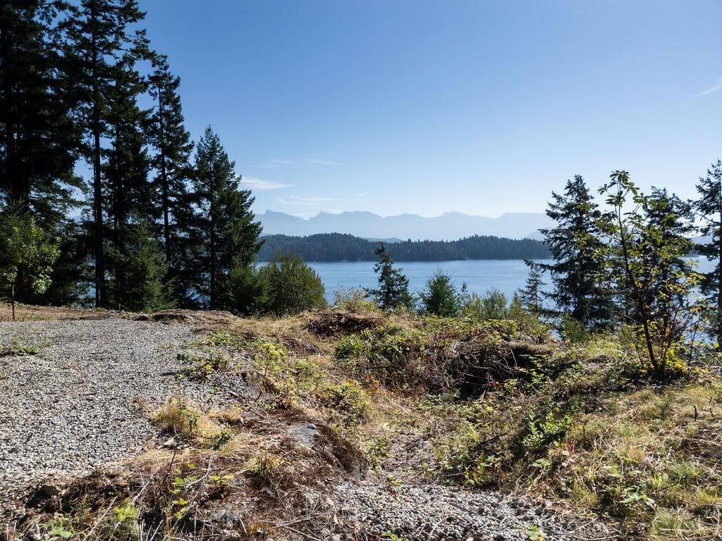 1573 Smith Road, Gibsons, V0N 1V6 — photo 5