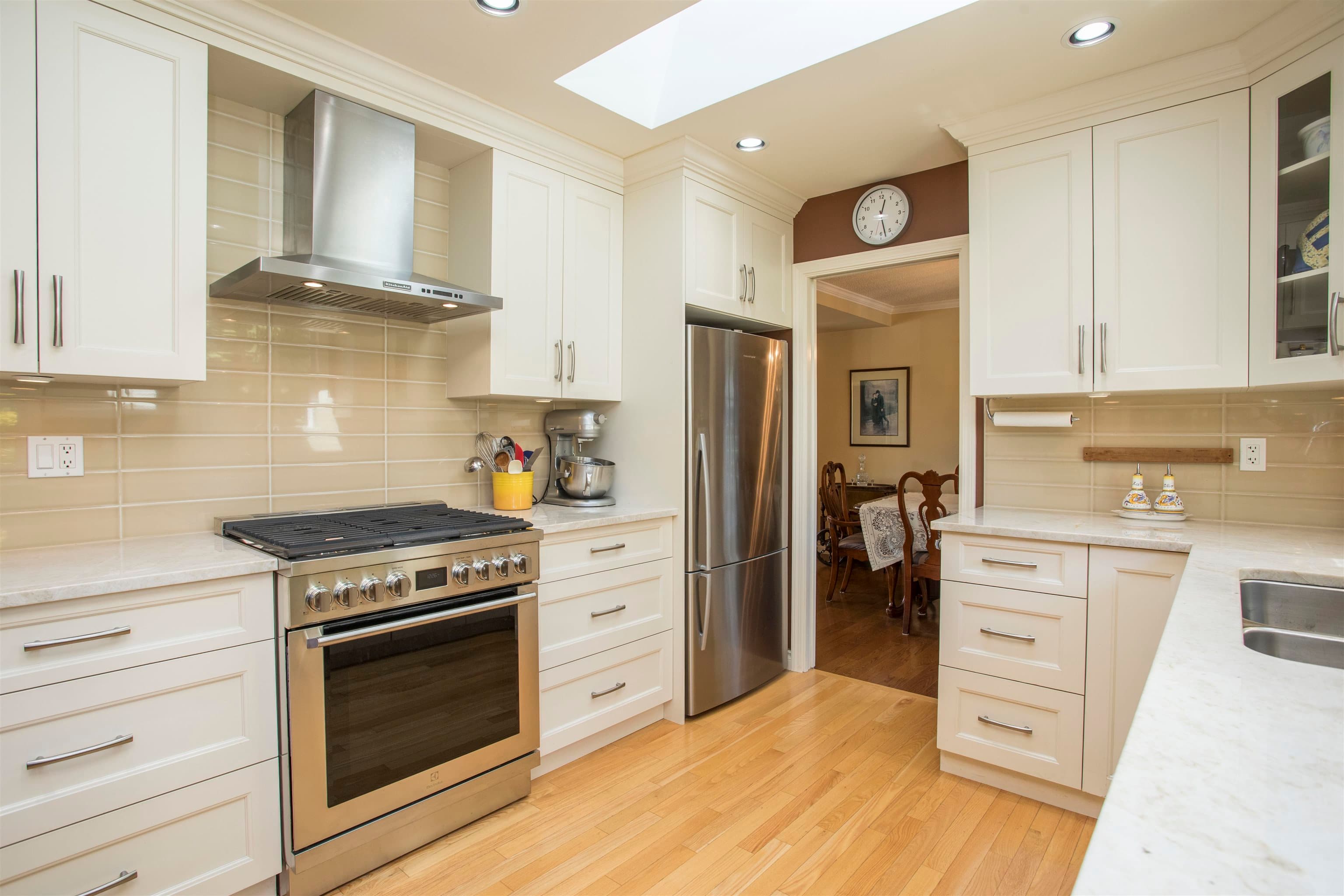 829 Alama Avenue, Coquitlam, V3K 2Z8 — photo 4