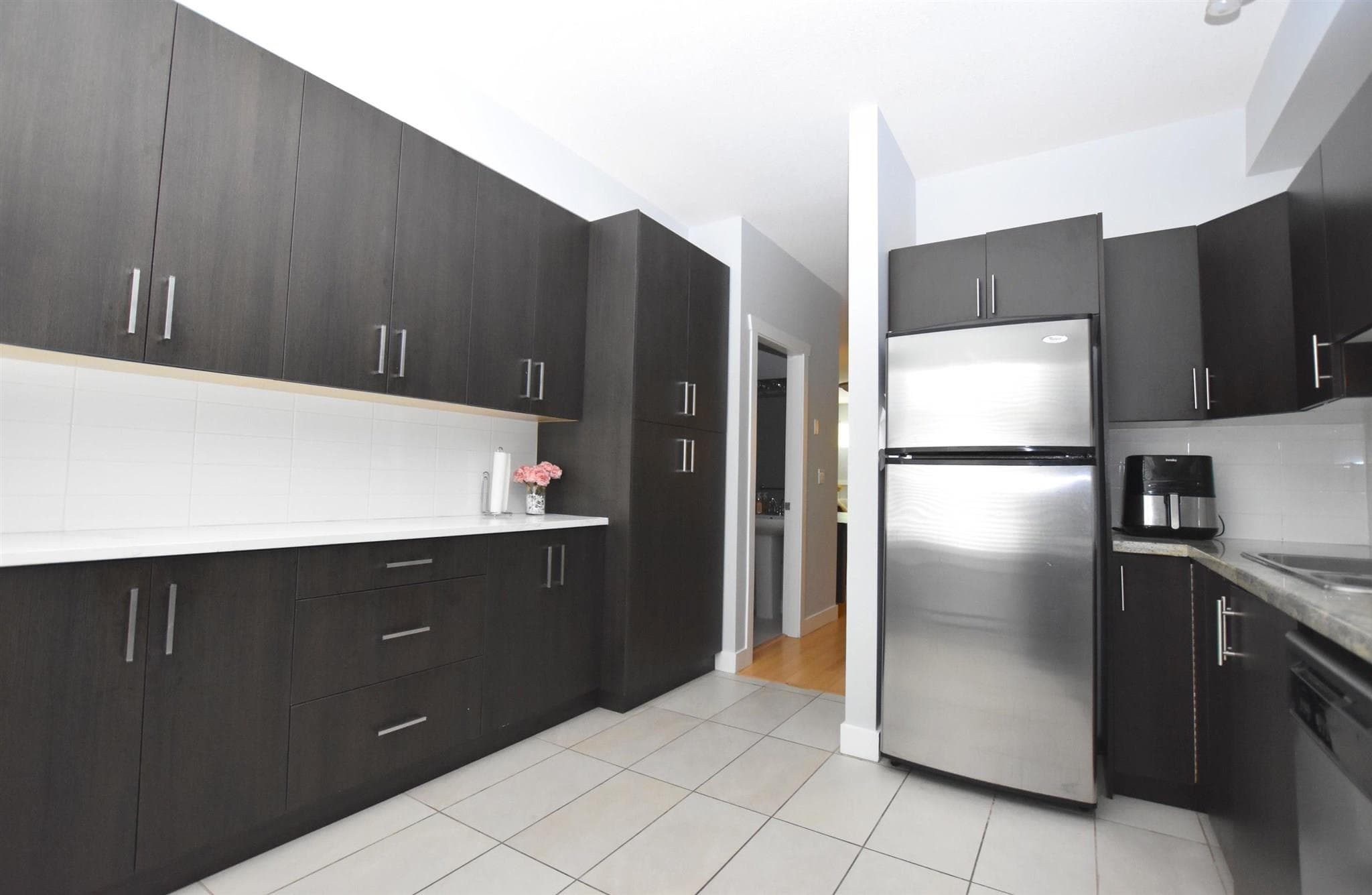 2 - 13899 Laurel Drive, Surrey, V3T 0E3 — photo 4
