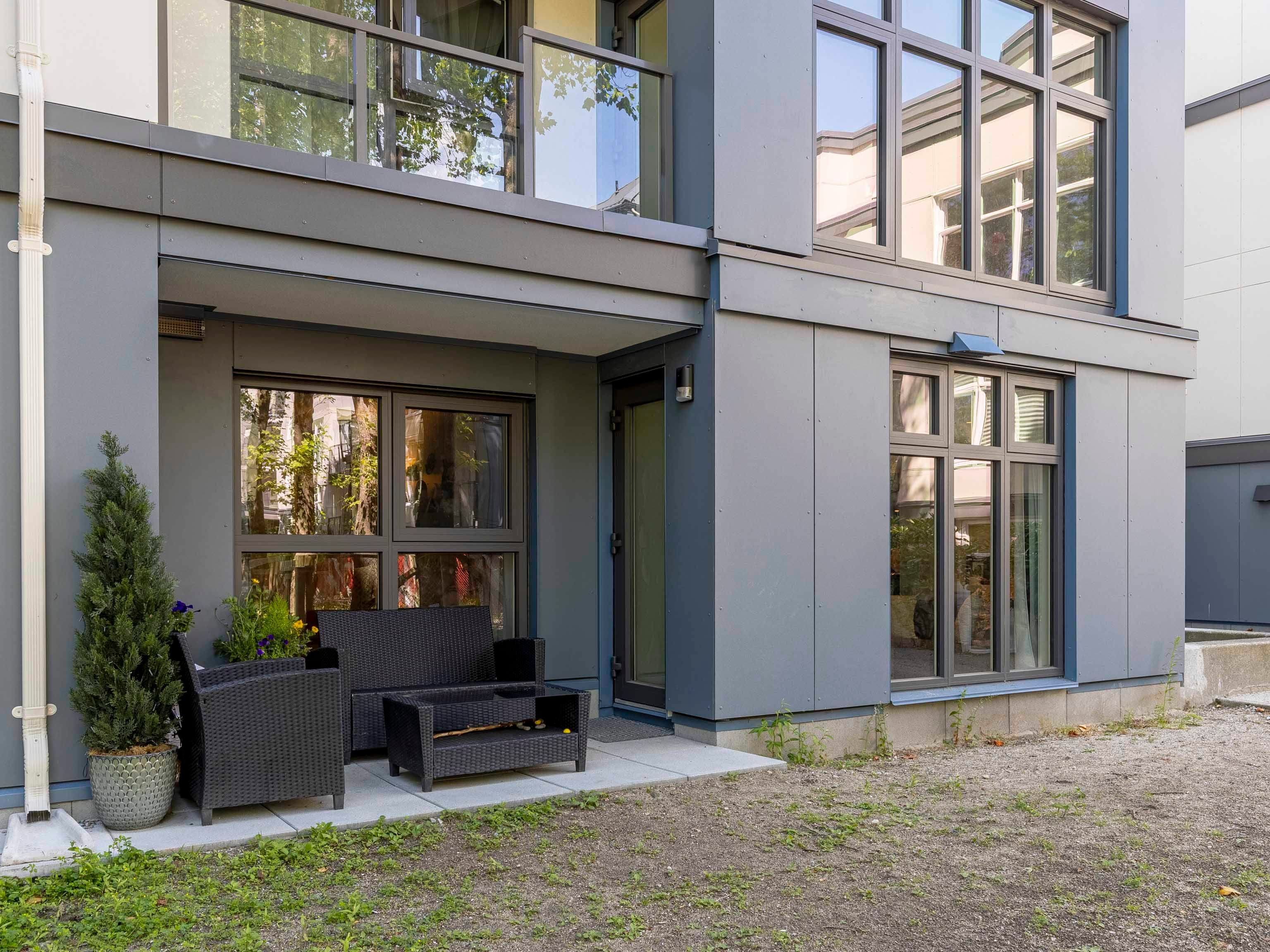 102 - 2528 E Broadway, Vancouver, V5M 4V2 — photo 4