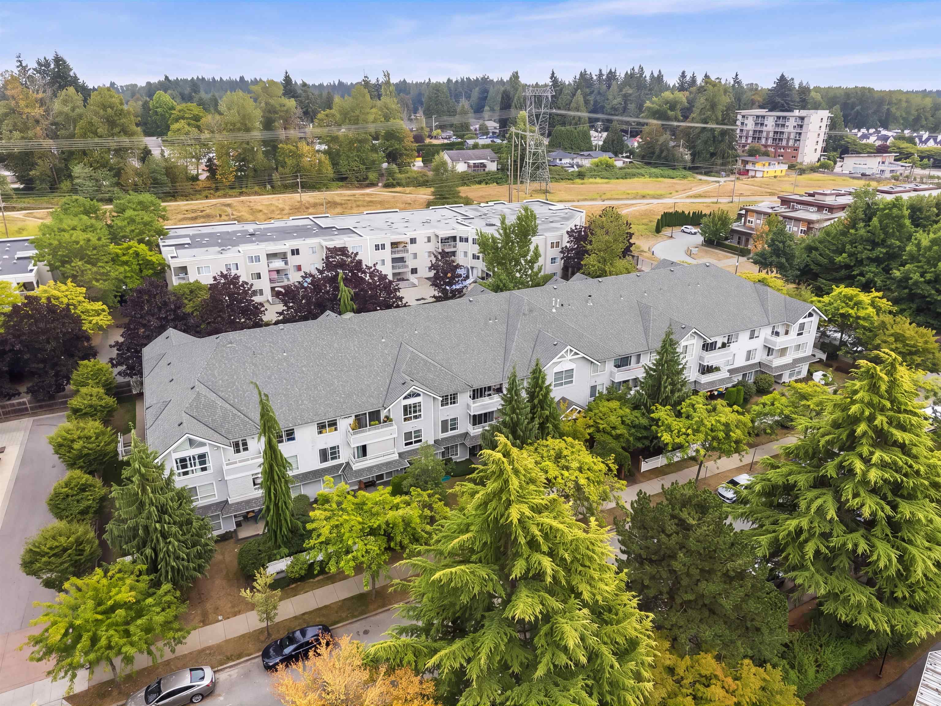 303 - 10130 139 Street, Surrey, V3T 4L4 — photo 1