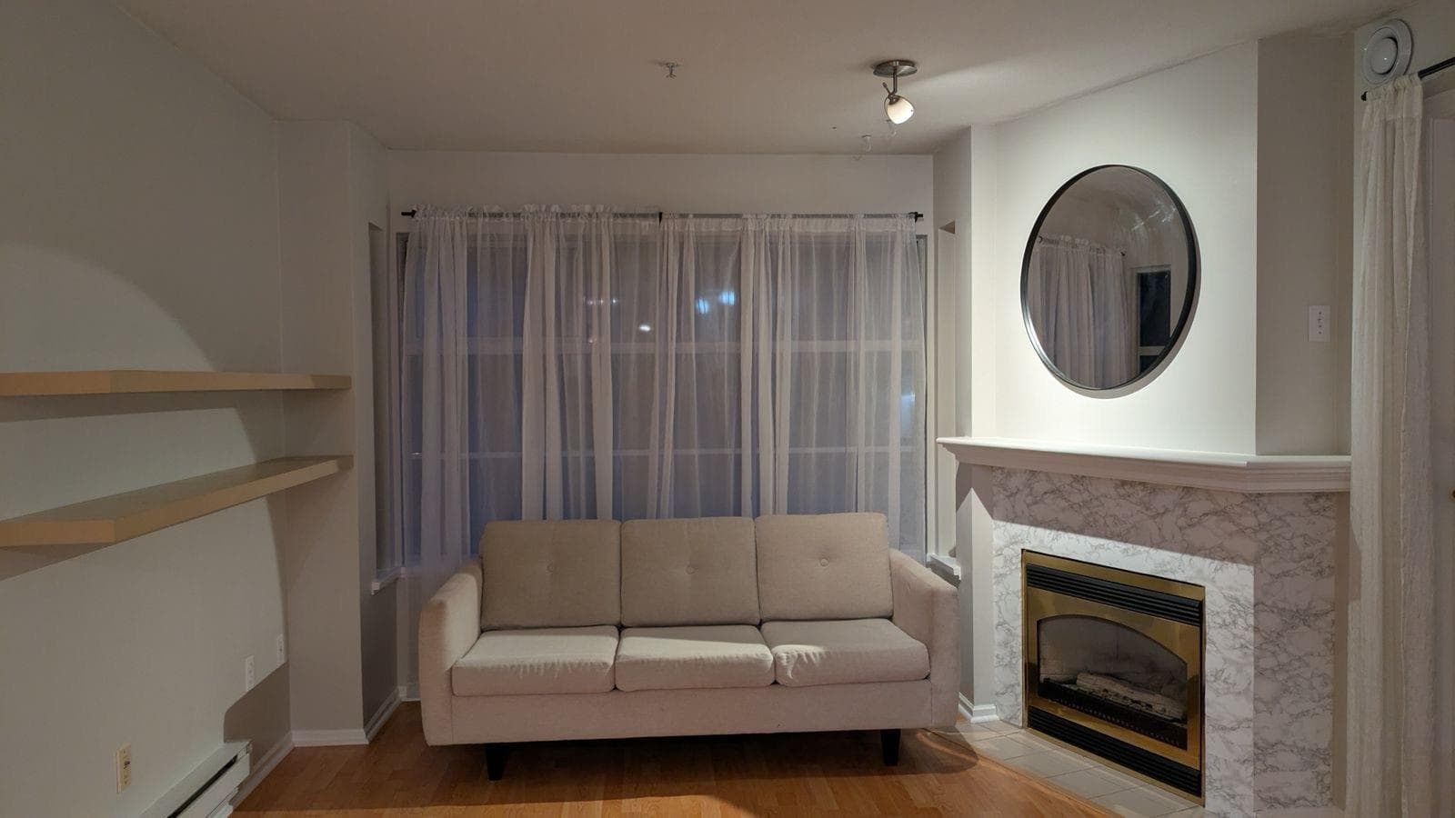 304 - 2388 Triumph Street, Vancouver, V5L 1L5 — photo 2