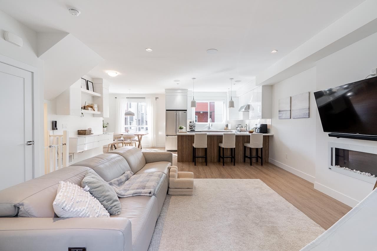 32 - 1670 160 Street, Surrey, V4A 0C6 — photo 1