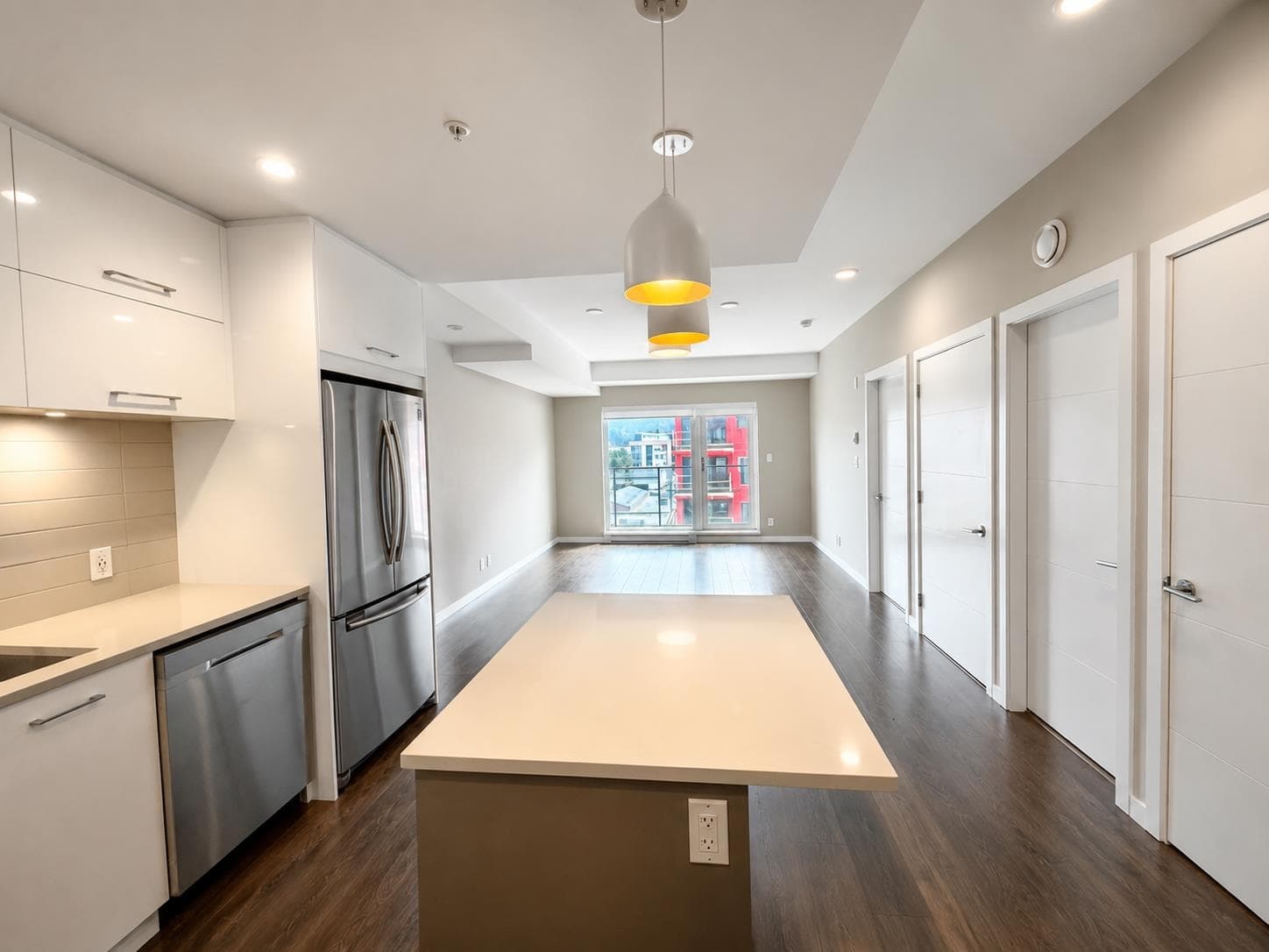 512 - 38033 Second Avenue, Squamish, V8B 0C4 — photo 2
