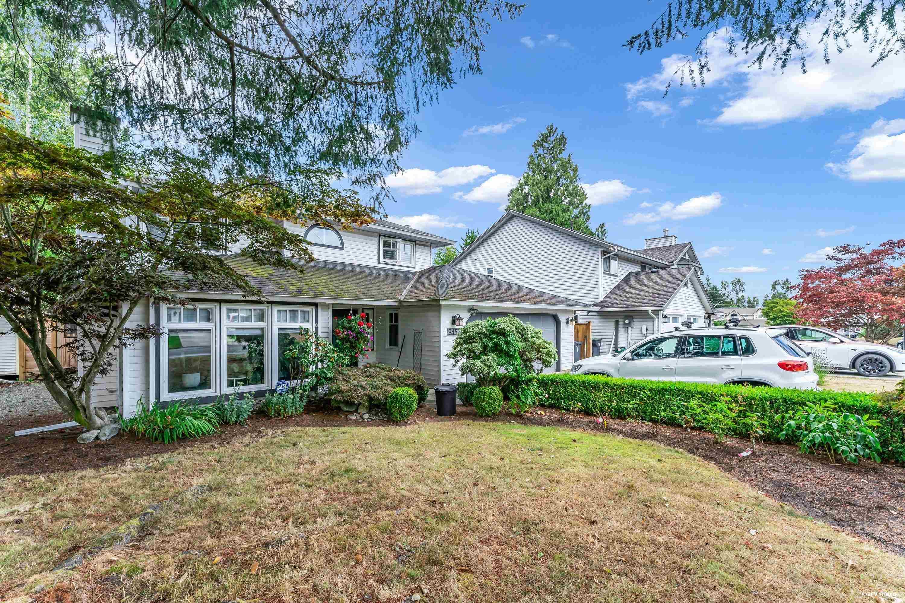 9457 215a Street, Langley, V1M 2A5 — photo 2