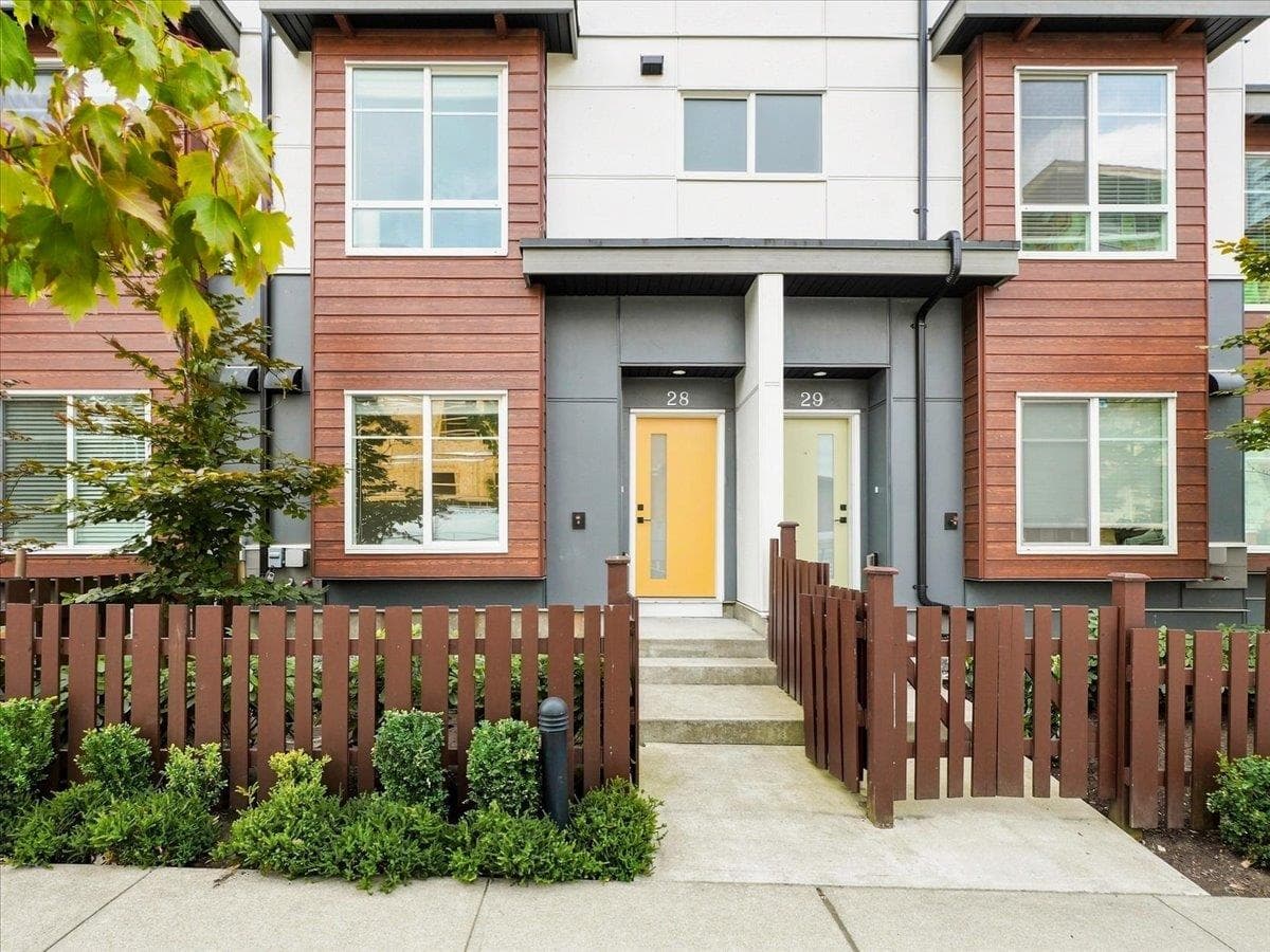 28 - 20155 84 Avenue, Langley, V2Y 3R3 — photo 1
