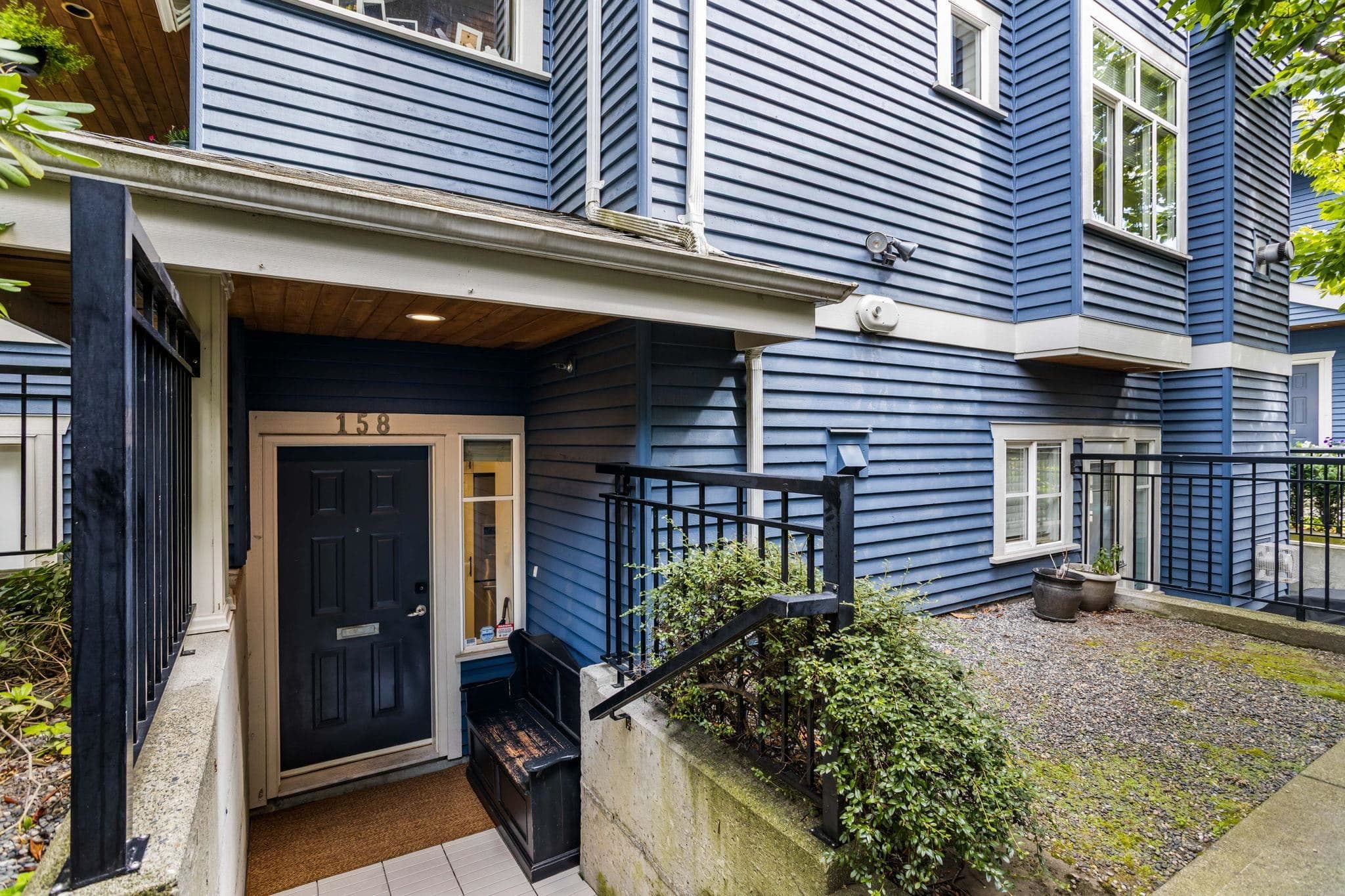 158 W 14th Avenue, Vancouver, V5Y 1W9 — photo 2
