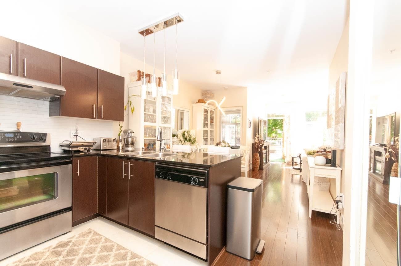 102 - 1633 Mackay, North Vancouver, V7P 0A2 — photo 5