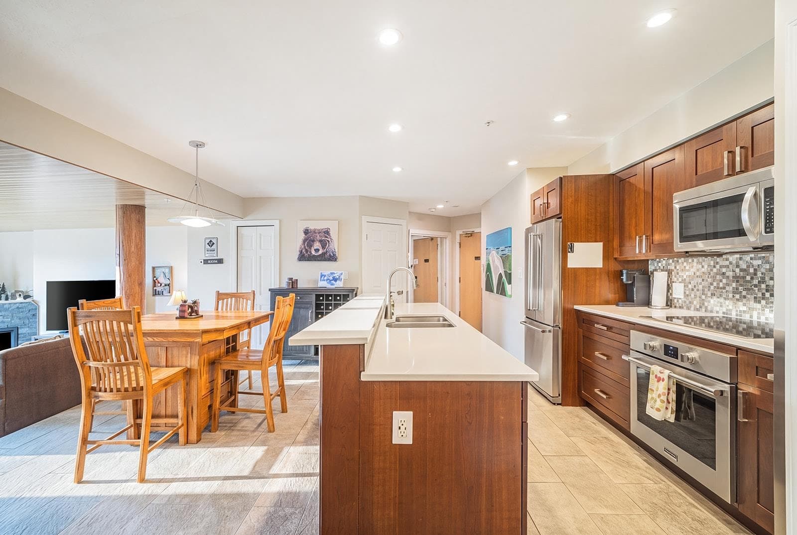 203 - 3217 Blueberry Drive, Whistler, V8E 0B8 — photo 4