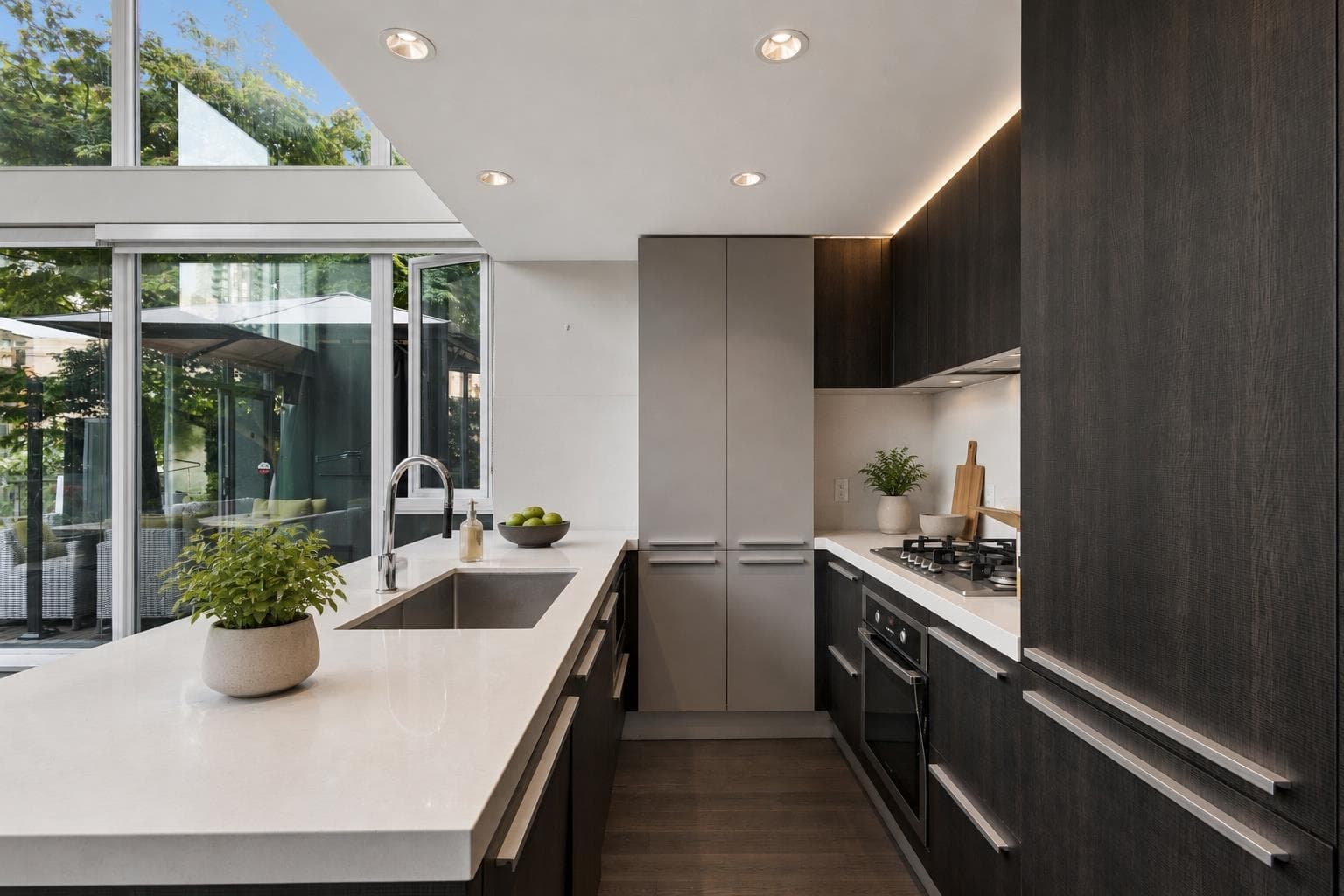 307 - 1351 Continental Street, Vancouver, V6Z 0C6 — photo 3