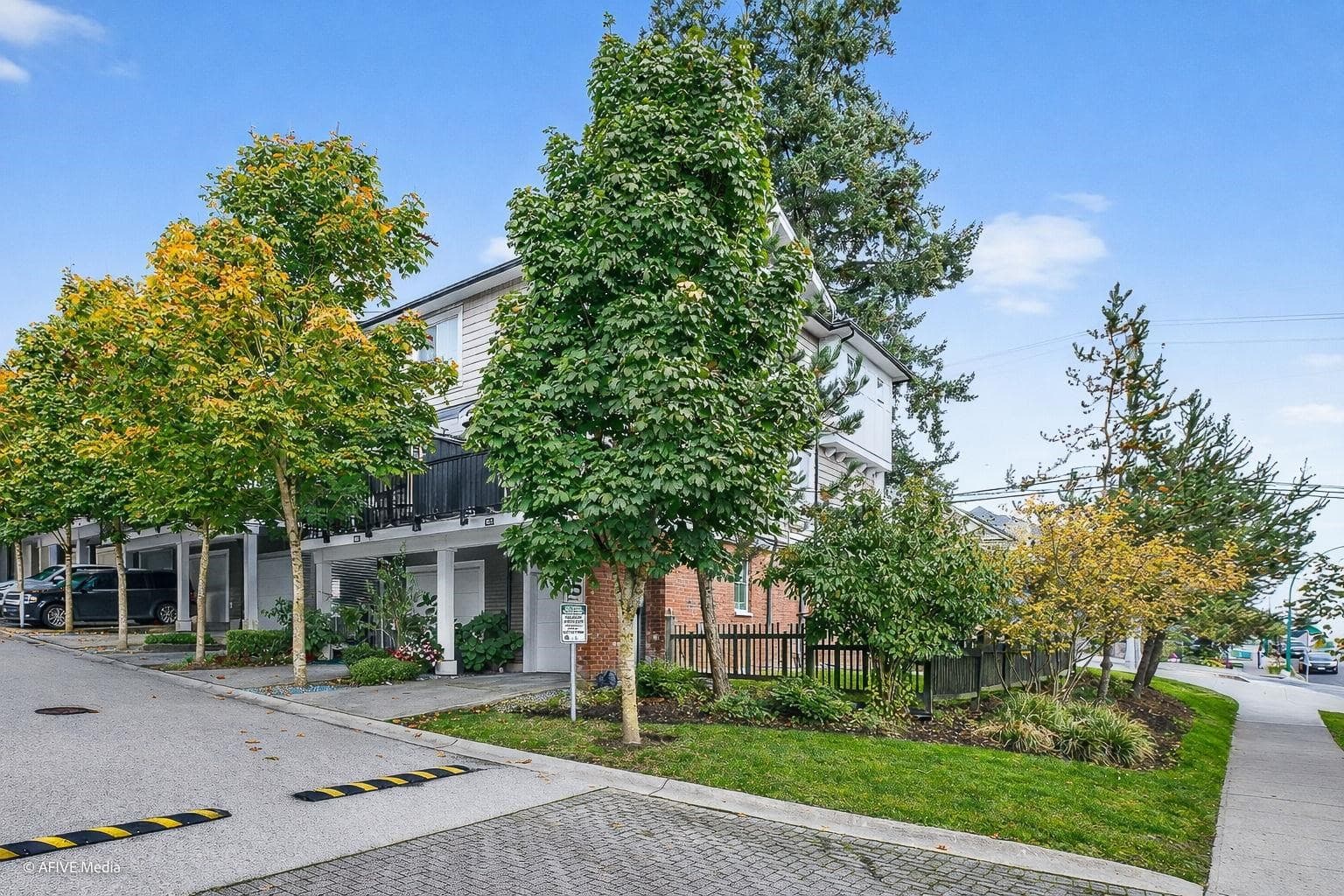 163 - 14833 61 Avenue, Surrey, V3S 6T6 — photo 2