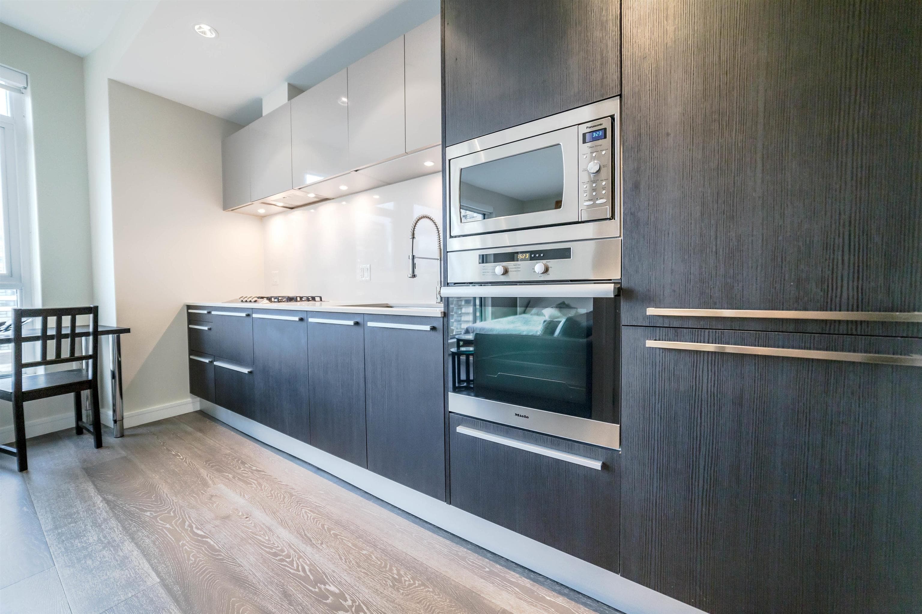 904 - 1221 Bidwell Street, Vancouver, V6G 0B1 — photo 4