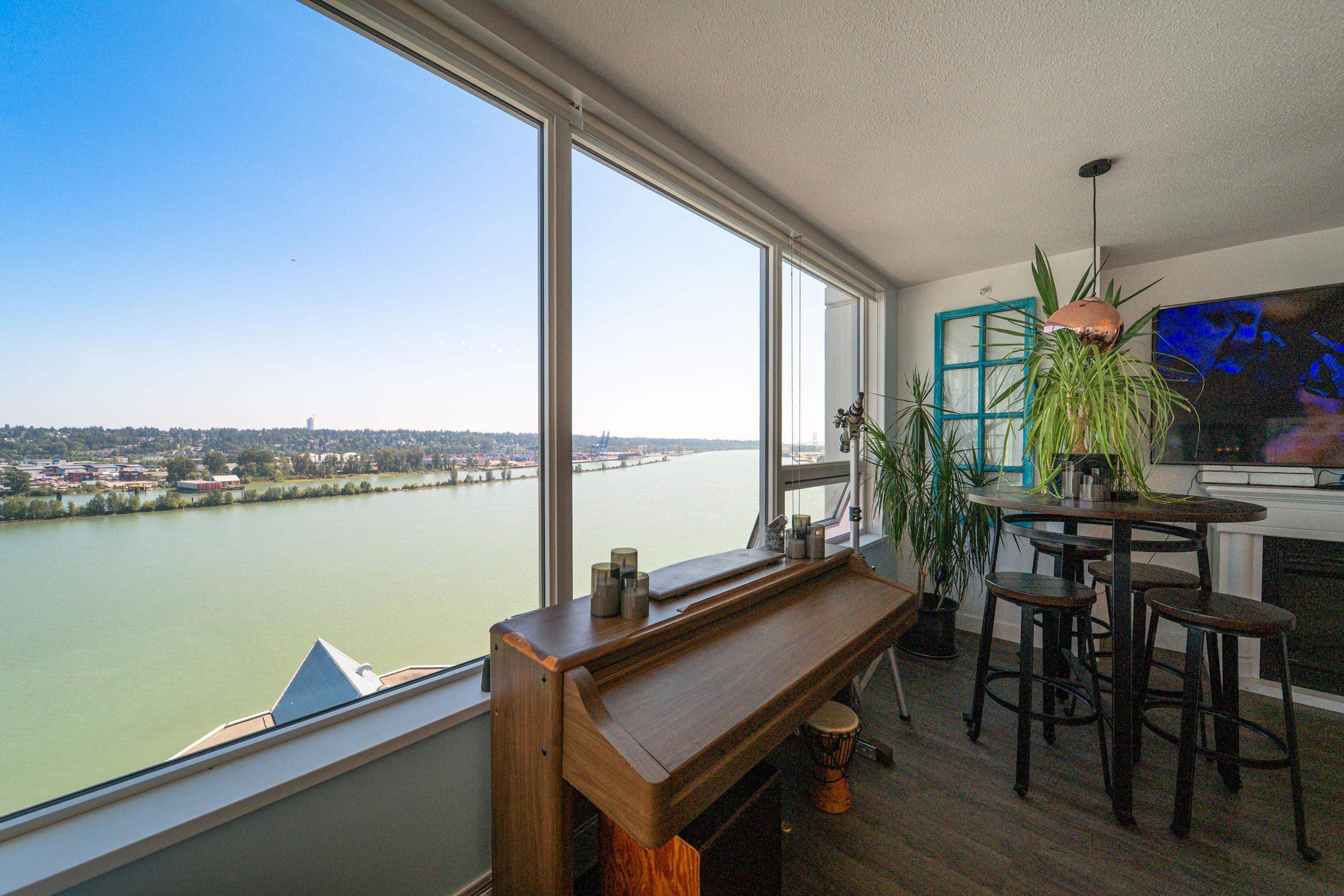 1709 - 988 Quayside Drive, New Westminster, V3M 0L5 — photo 3