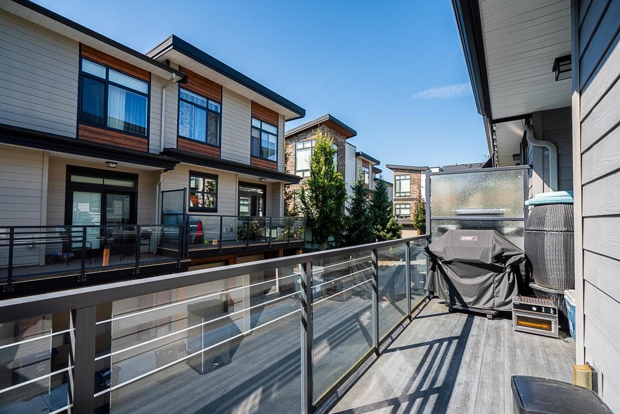 200 - 16488 64 Avenue, Surrey, V3S 6X6 — photo 3