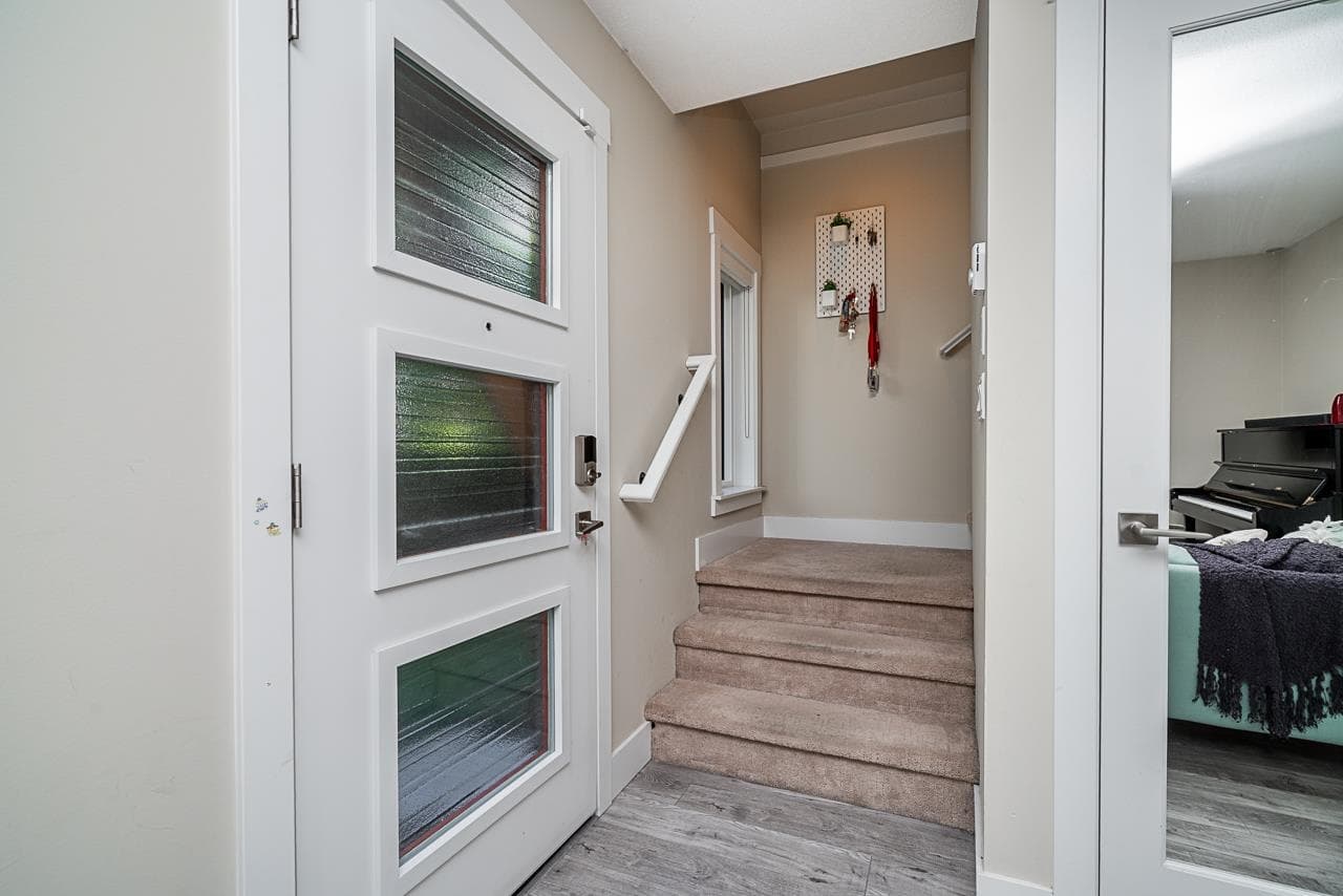 200 - 16488 64 Avenue, Surrey, V3S 6X6 — photo 5