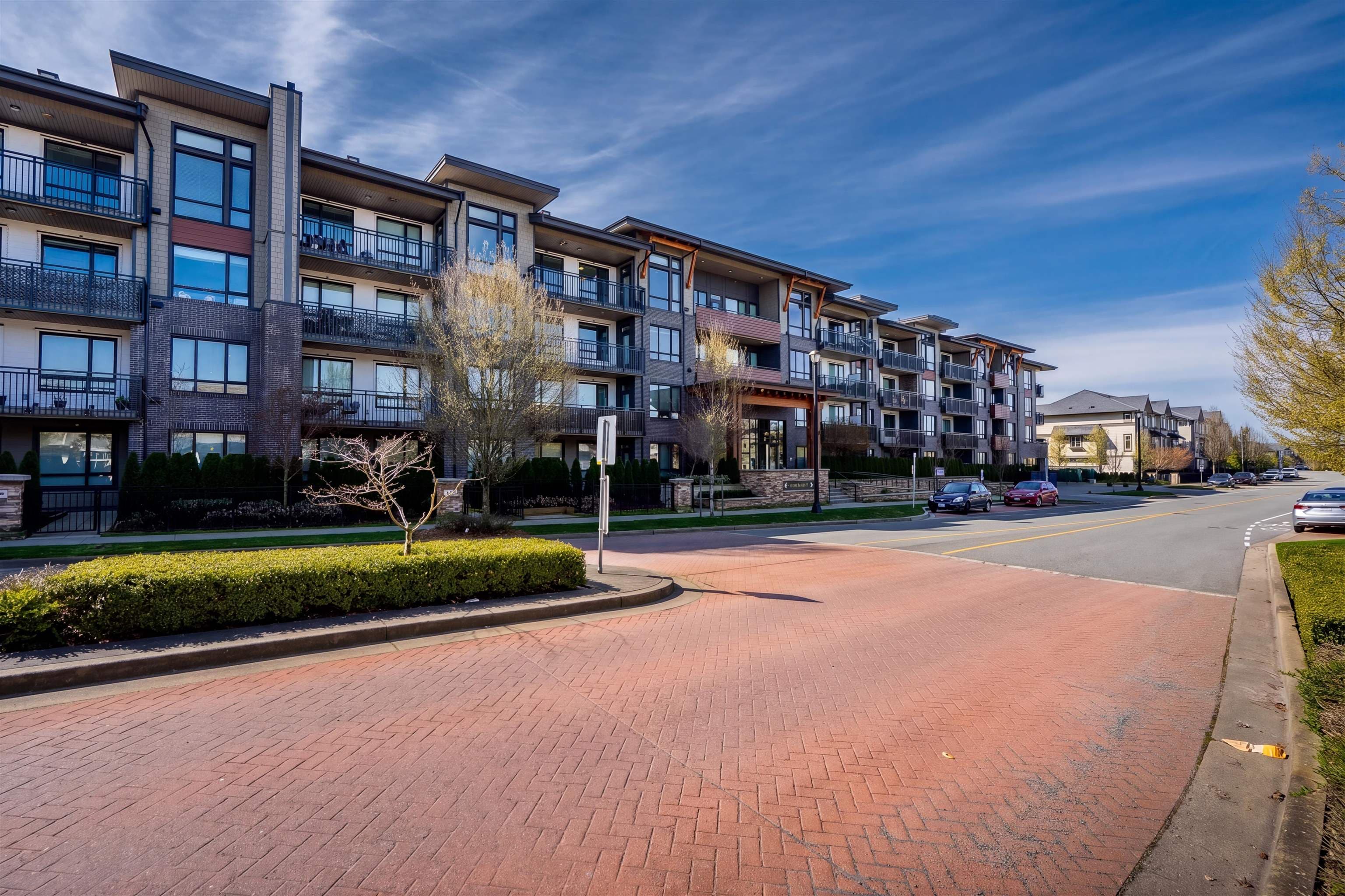 301 - 31158 Westridge Place, Abbotsford, V2T 0K5 — photo 2