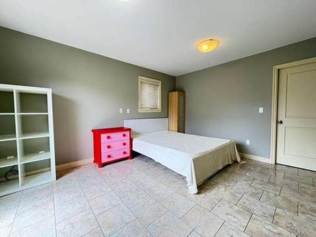7486 19th Ave, Burnaby