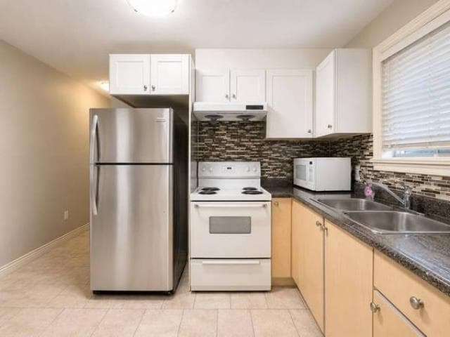 7486 19th Ave, Burnaby, V3N 1E4 — photo 4
