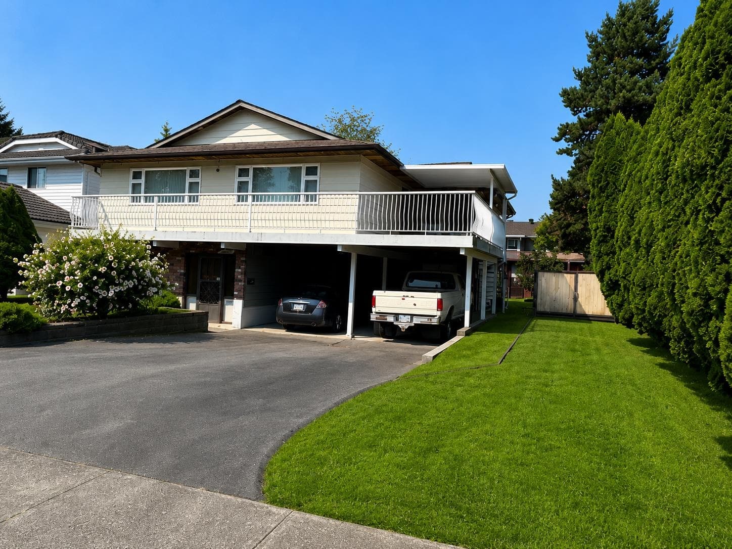 11671 85b Avenue, Delta, V4C 7K6 — photo 2