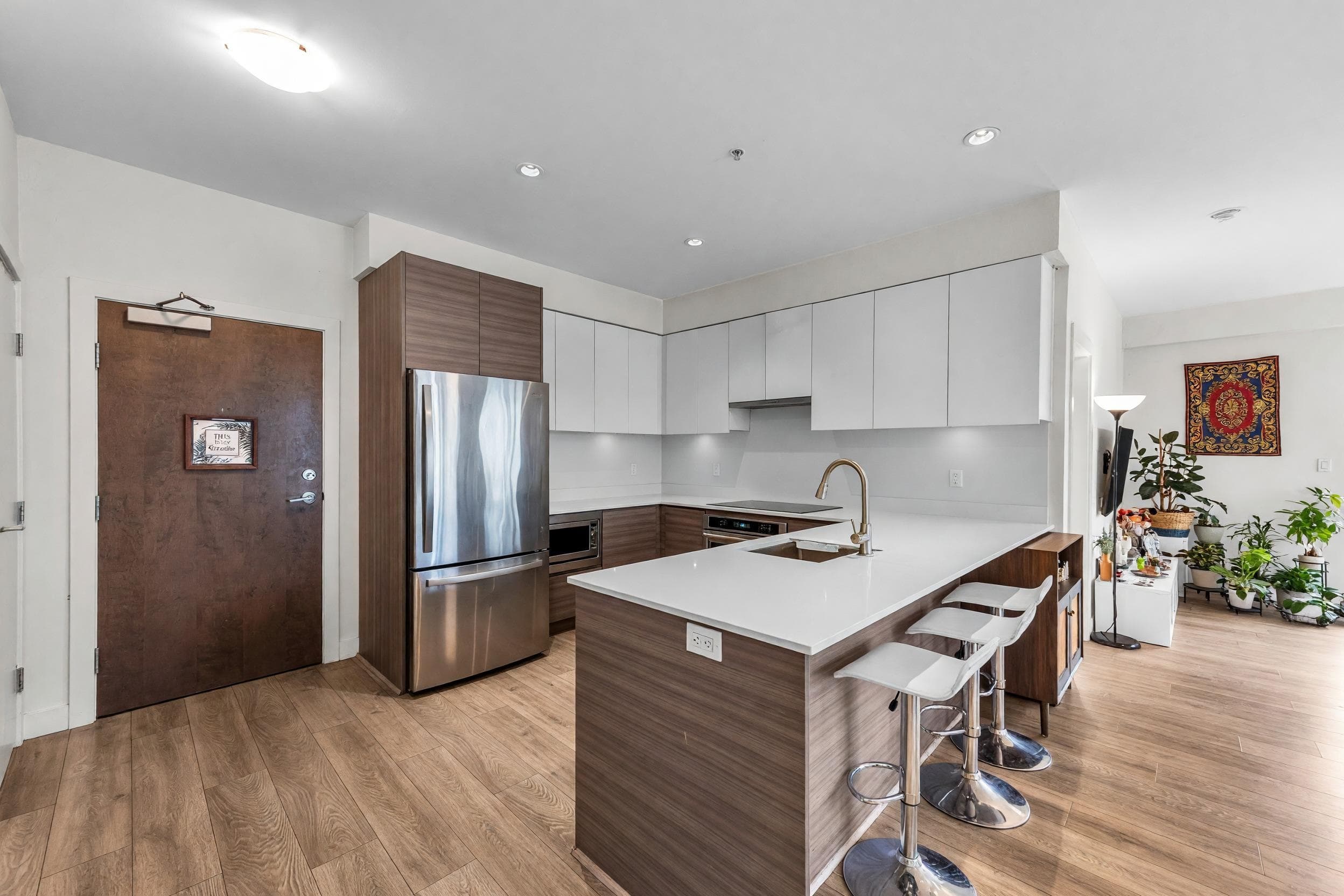 501 - 4468 Dawson Street, Burnaby, V5C 0J9 — photo 4