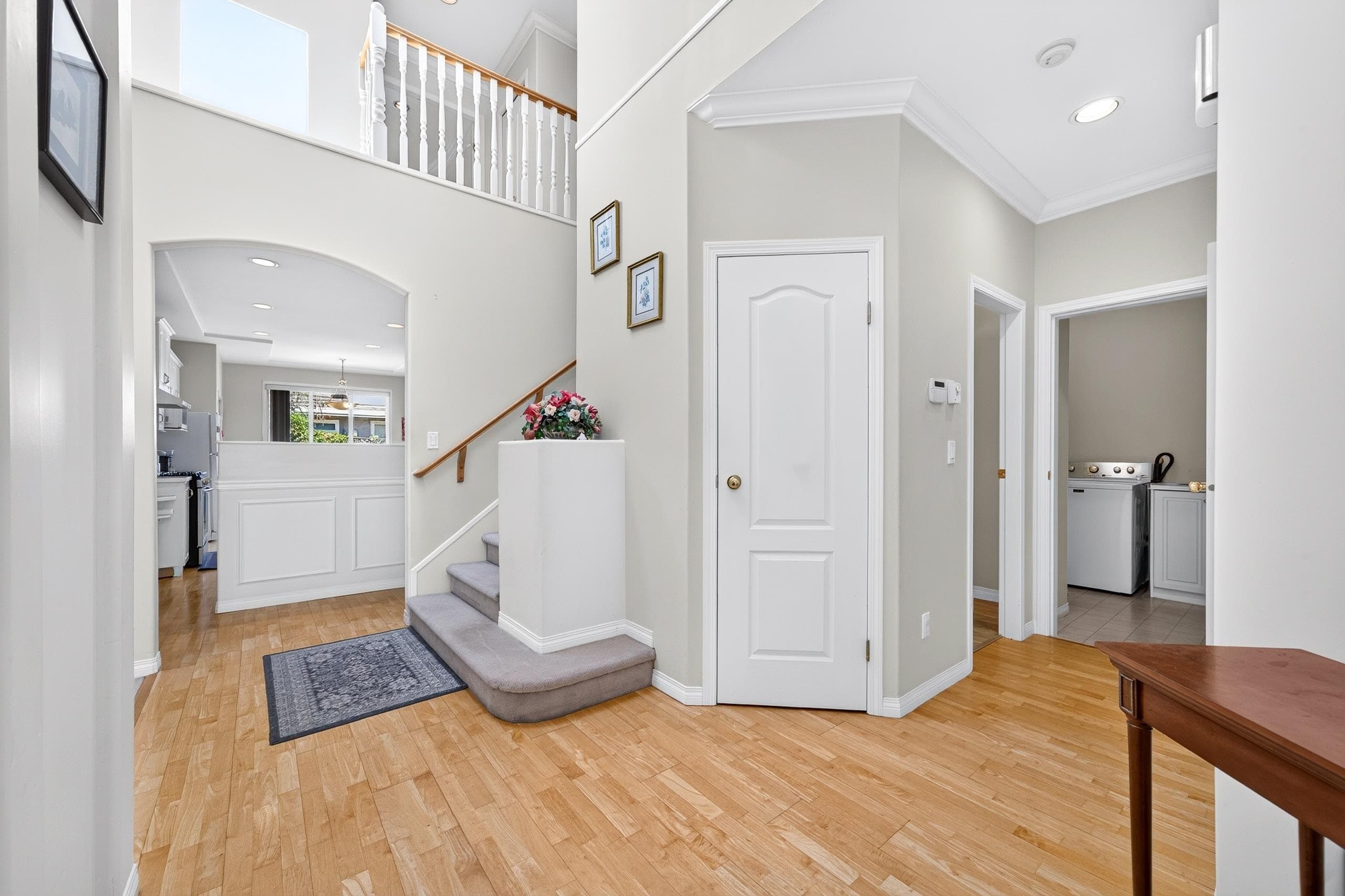 6215 Dunsmuir Crescent, Richmond, V7C 5T7 — photo 2