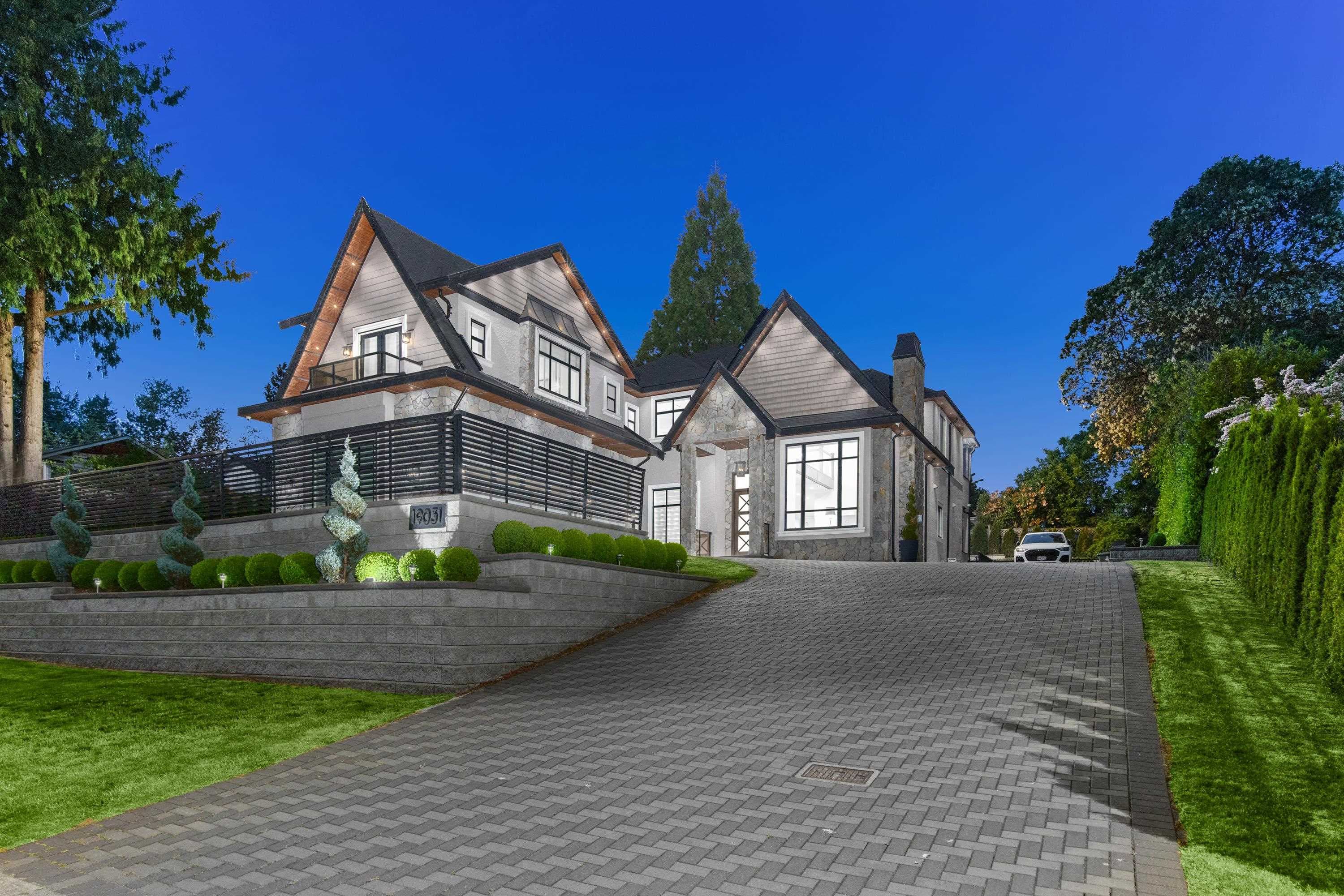 19031 60b Avenue, Surrey, V3S 8C9 — photo 2