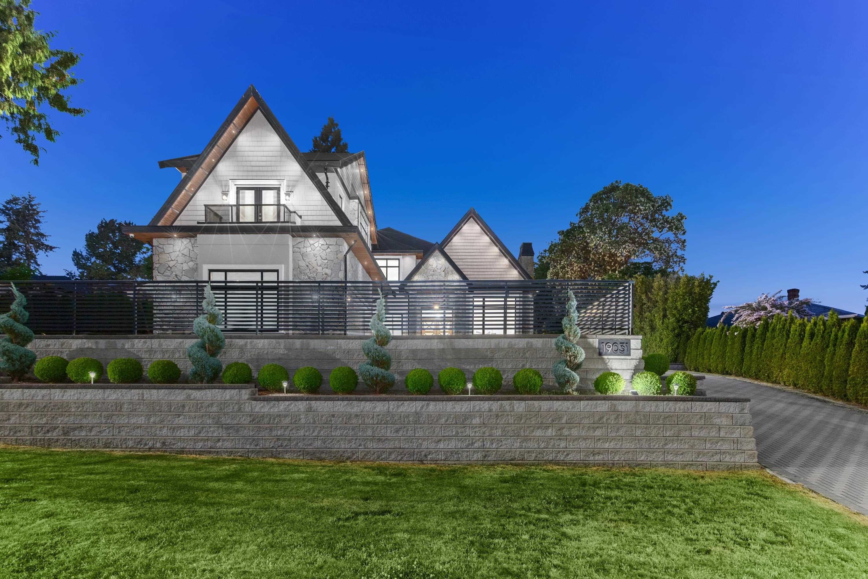 19031 60b Avenue, Surrey, V3S 8C9 — photo 3