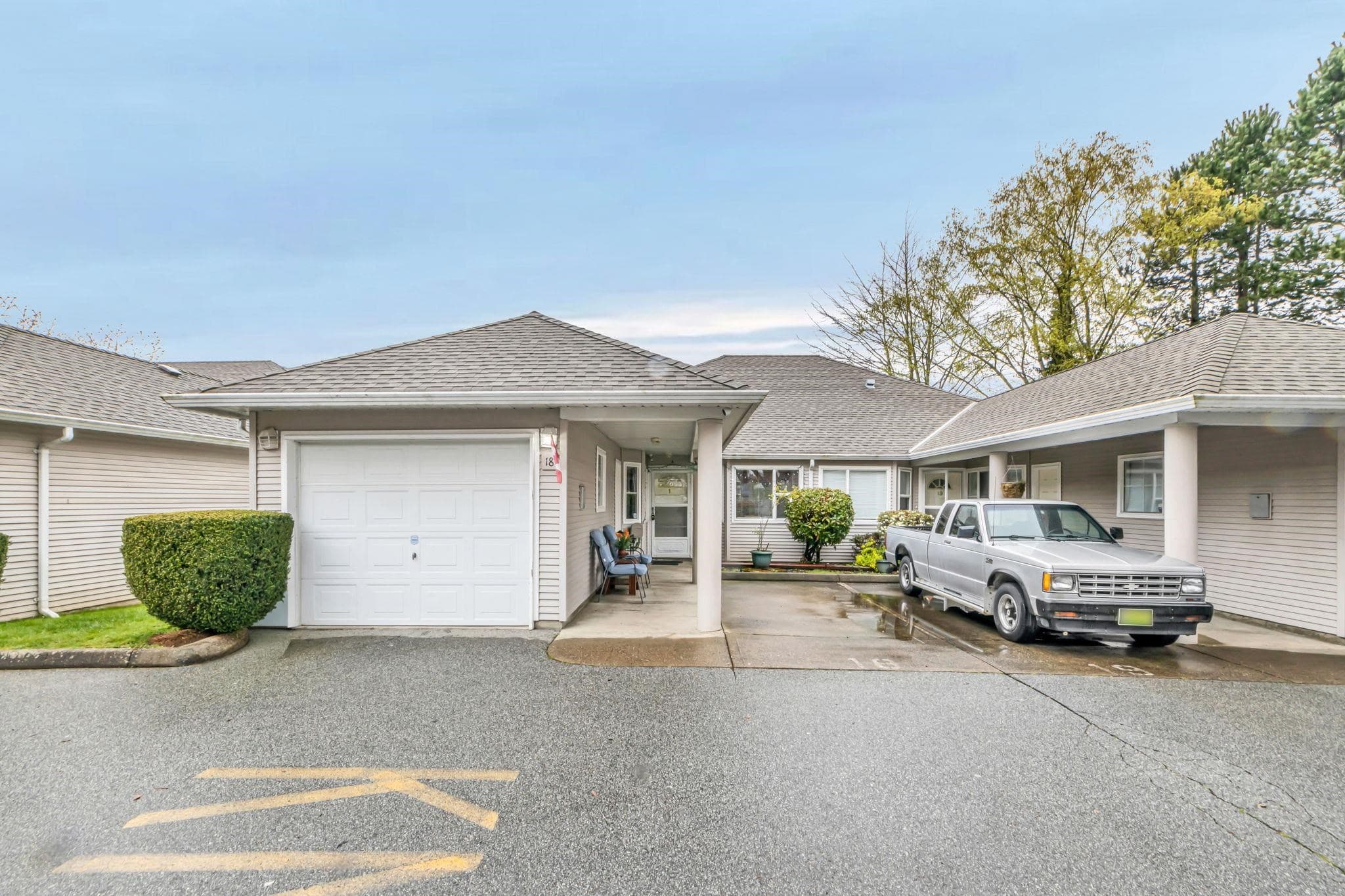 18 - 7127 124 Street Avenue, Surrey, V3W 3W9 — photo 3