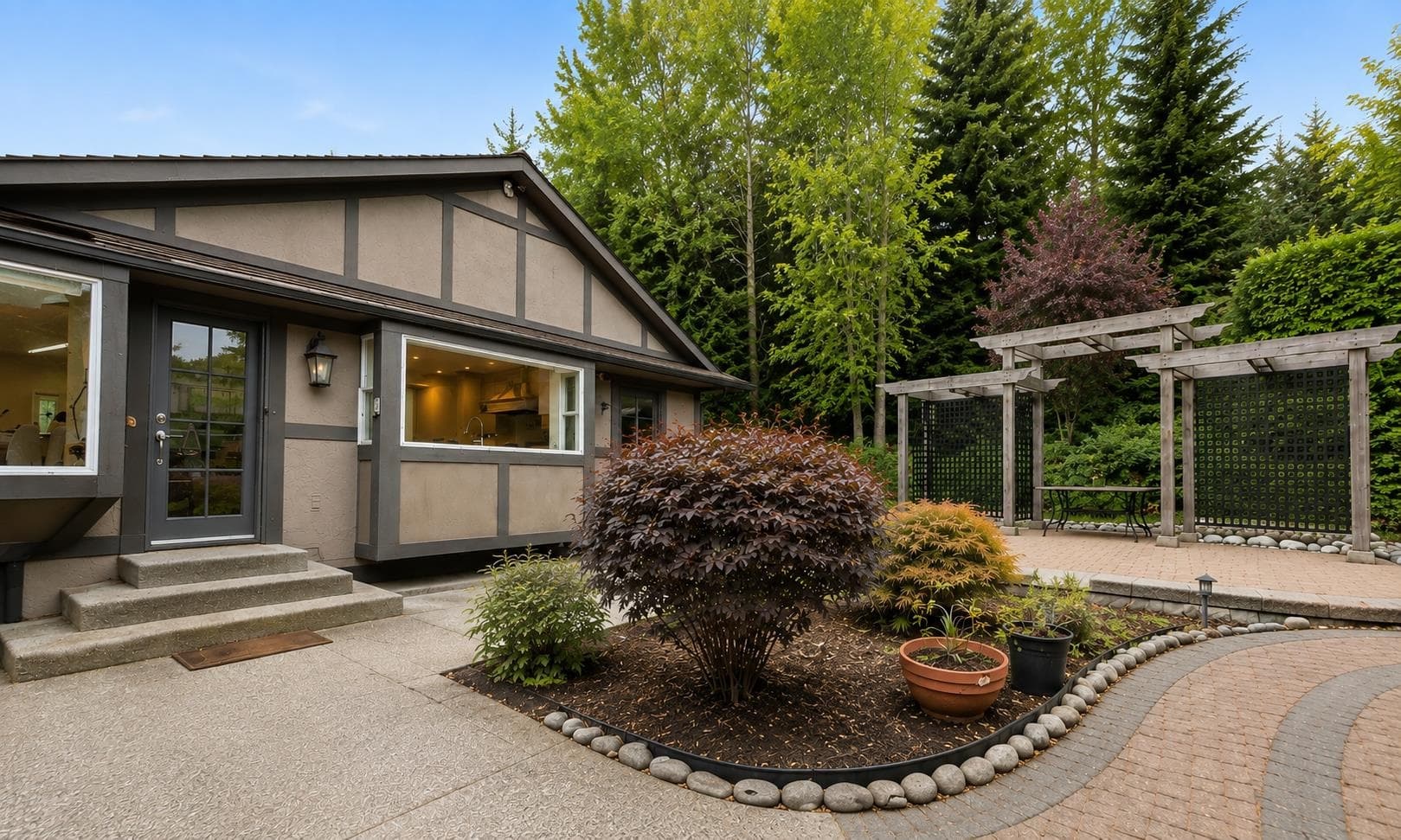 2779 Sylvan Place, Coquitlam