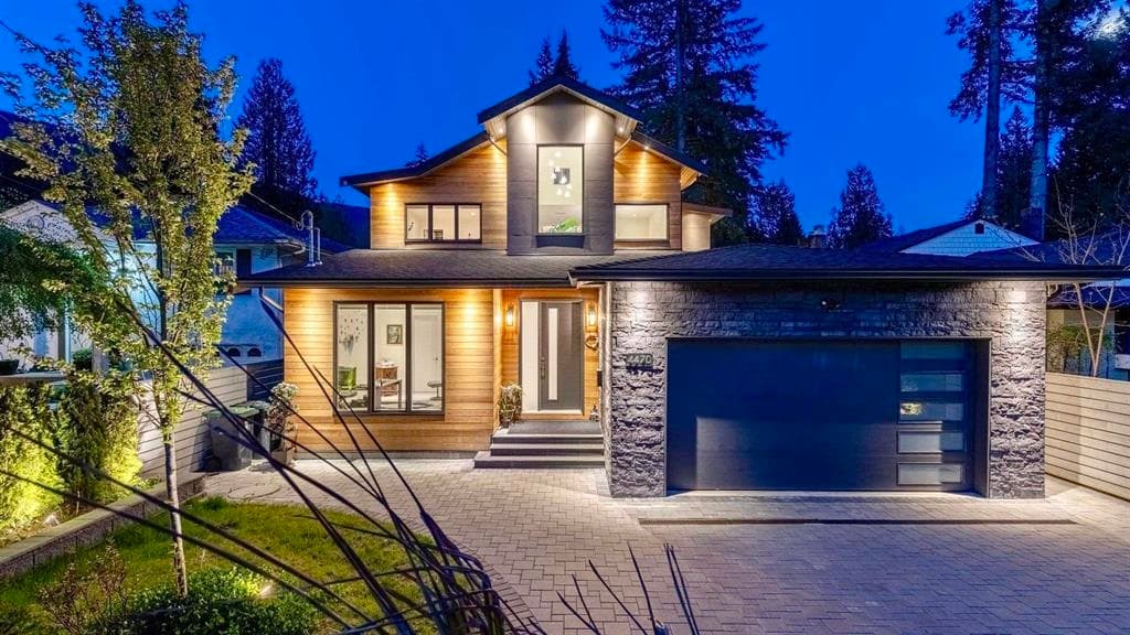 4470 Capilano Road, North Vancouver