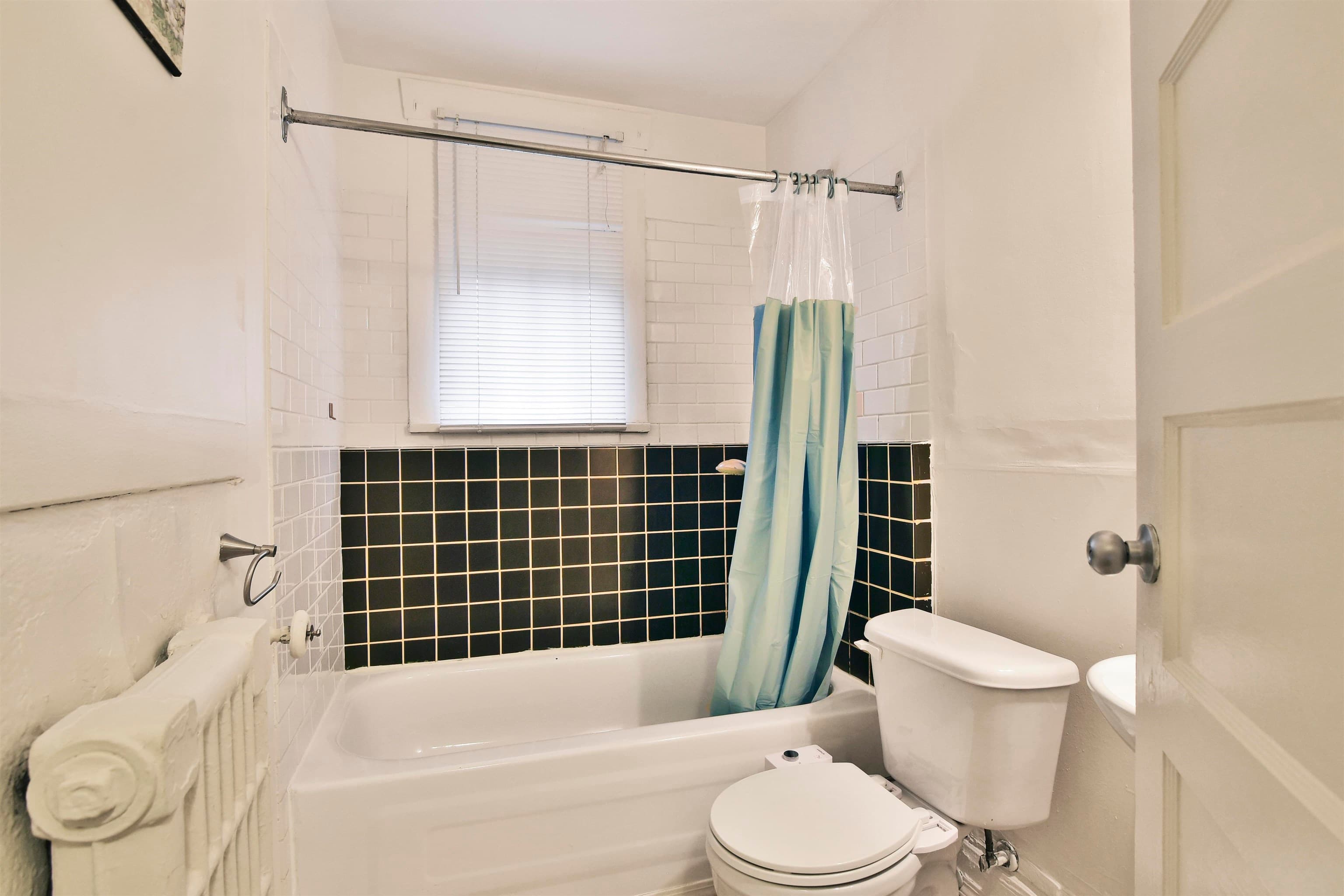 18 - 935 Jervis Street, Vancouver, V6E 2B5 — photo 4
