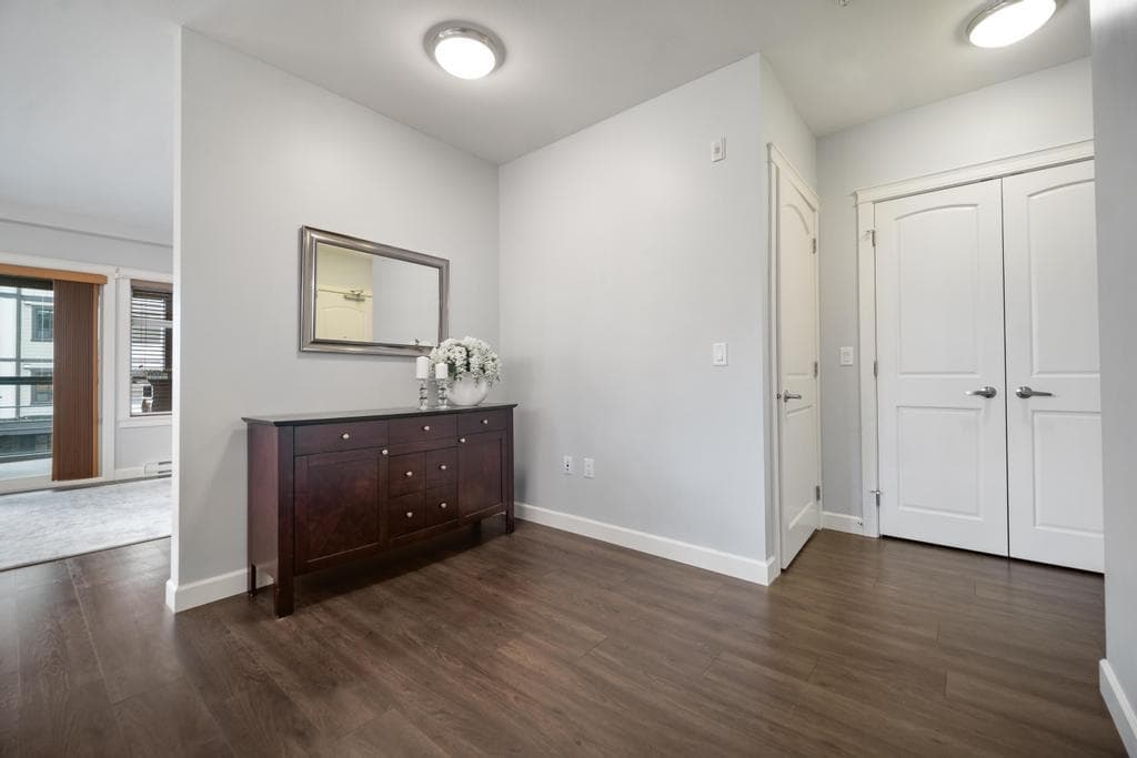 306 - 3535 146a Street, Surrey, V4P 0H2 — photo 5