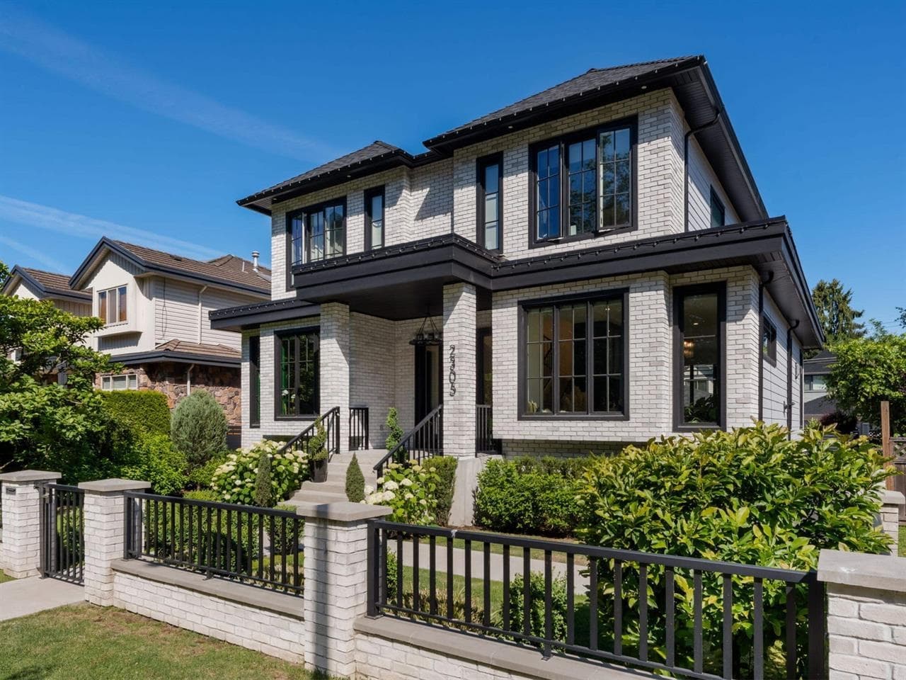 2305 W King Edward Avenue, Vancouver, V6L 1T3 — photo 1