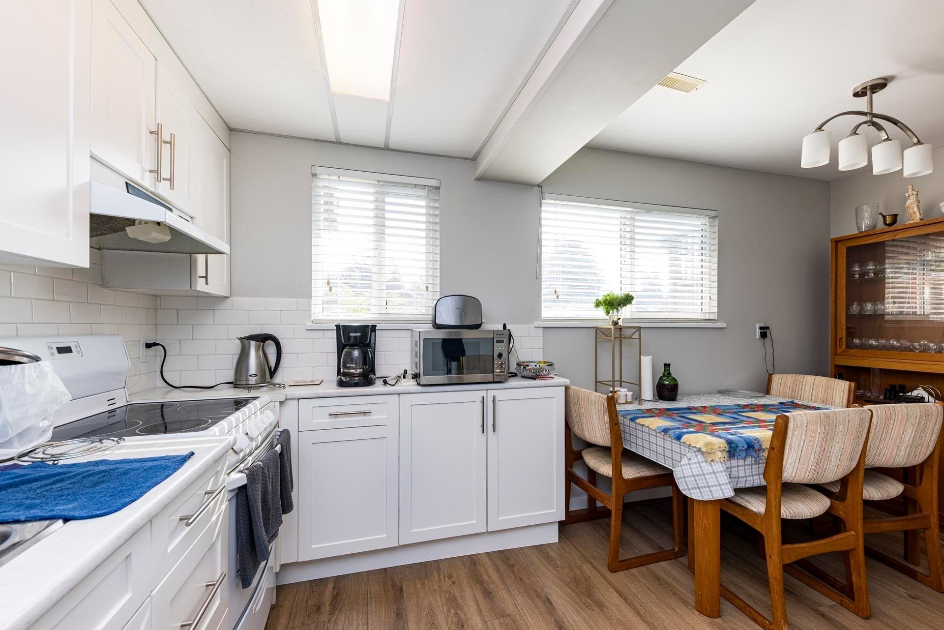3466 Upton Road, North Vancouver, V7K 2M3 — photo 5