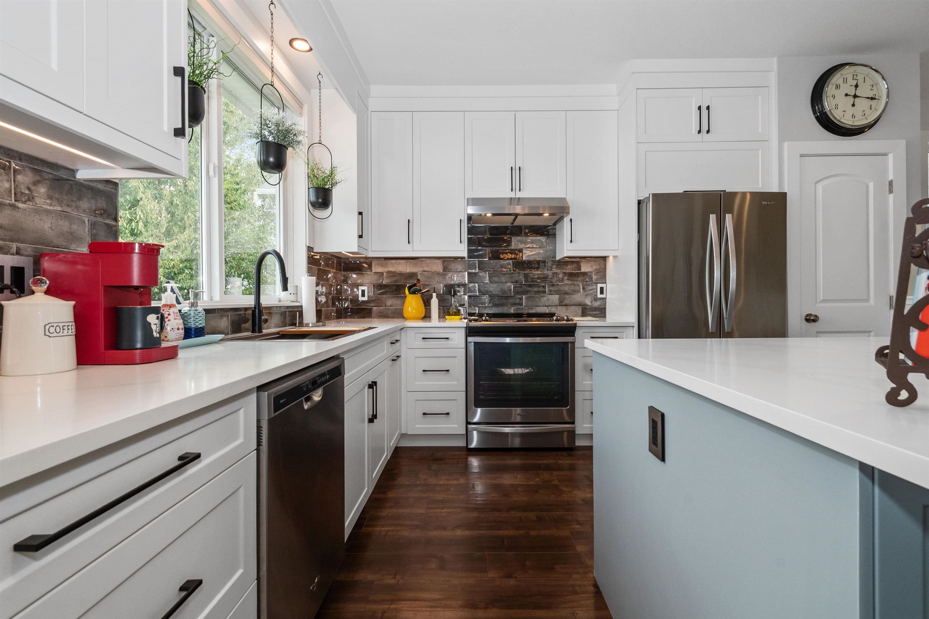 2 - 47045 Sylvan Drive, Chilliwack, V2R 0X6 — photo 3