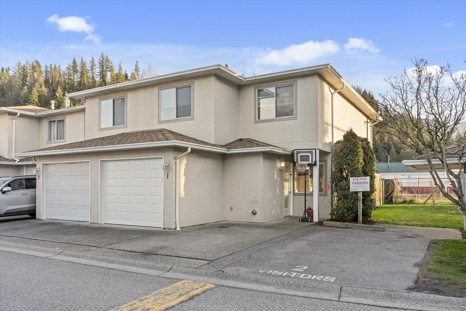 1 - 5536 Vedder Road, Chilliwack, V2R 3X5 — photo 1