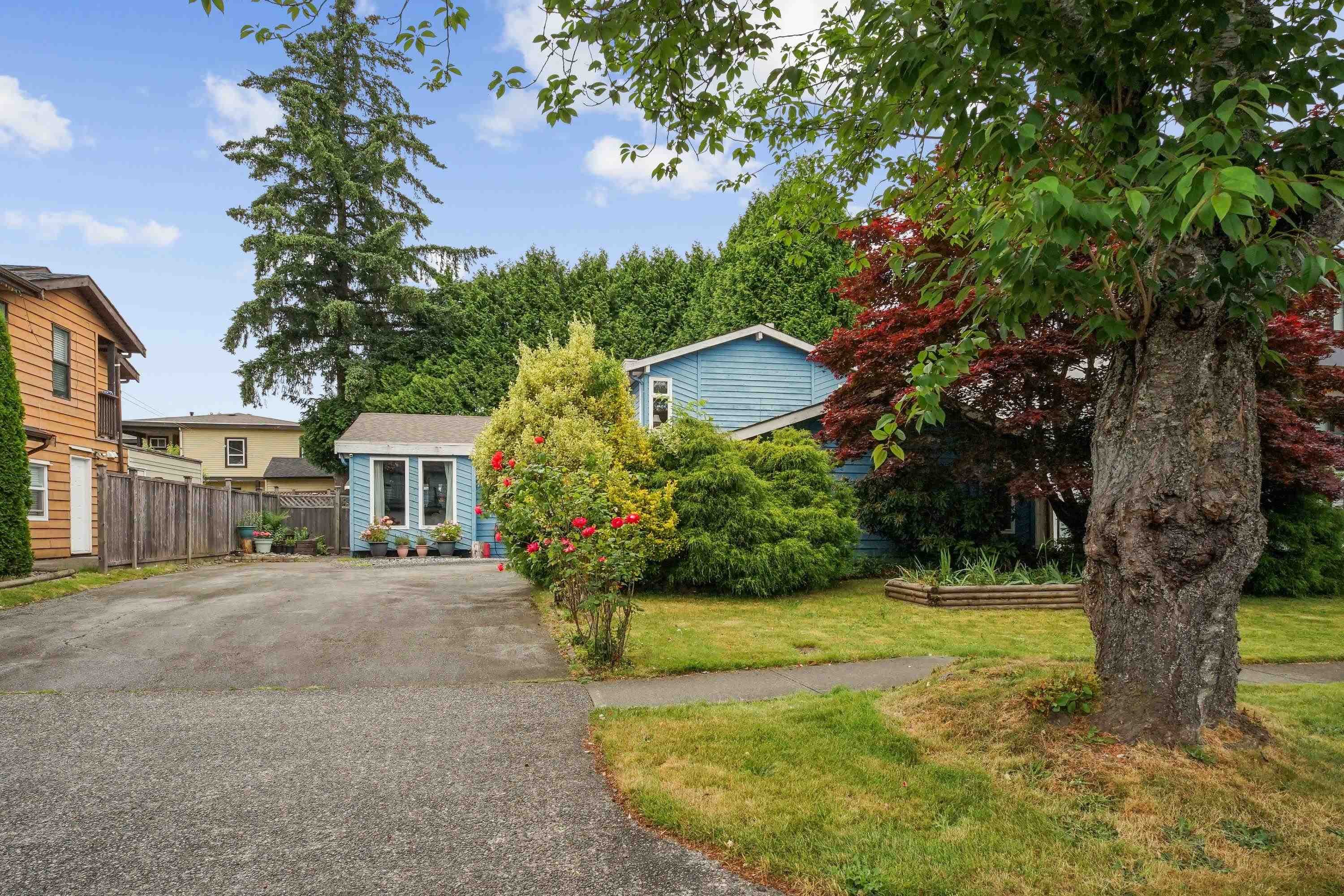 12737 Drummond Place, Surrey, V3V 6G4 — photo 2