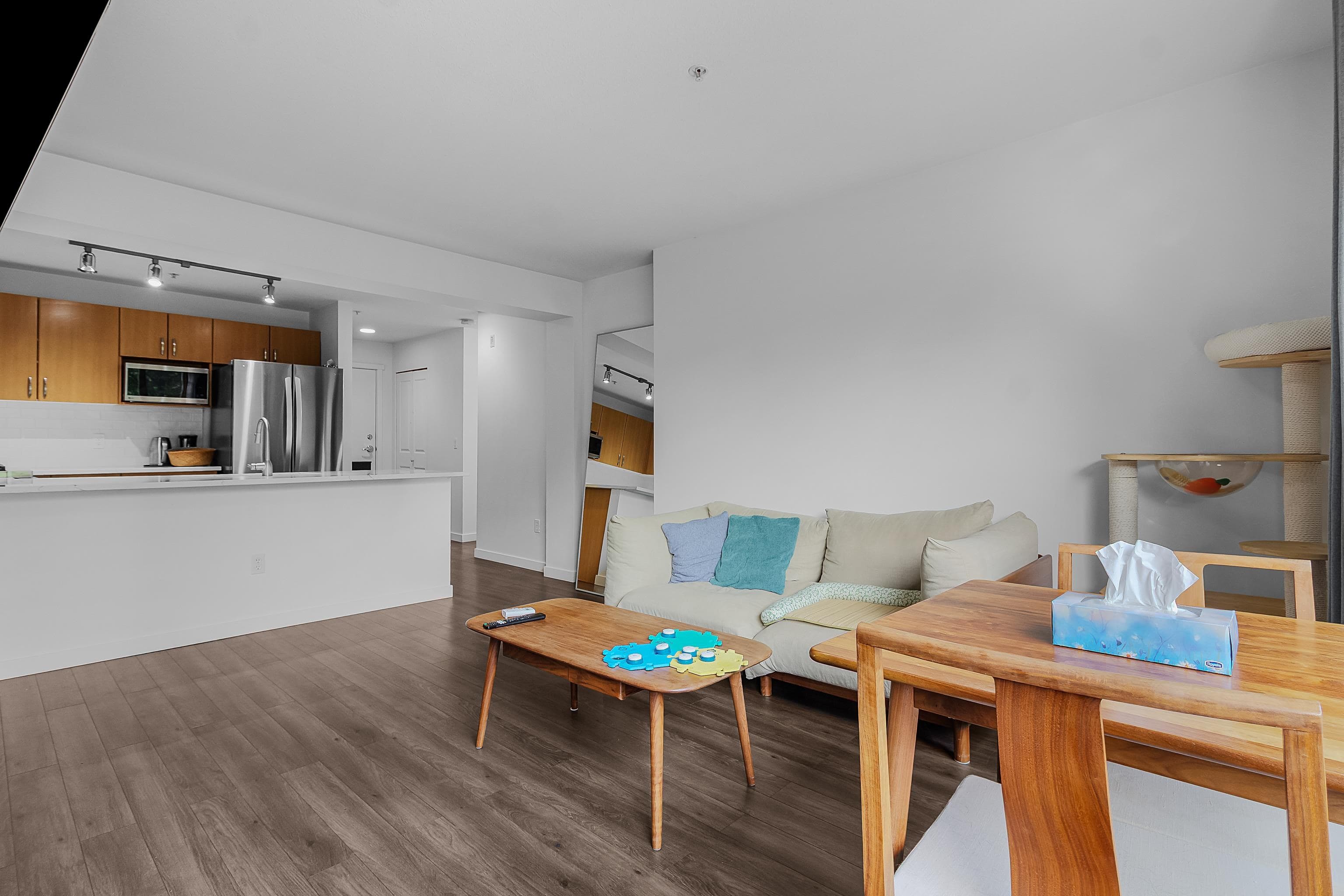 309 - 200 Klahanie Drive, Port Moody, V3H 5K7 — photo 2