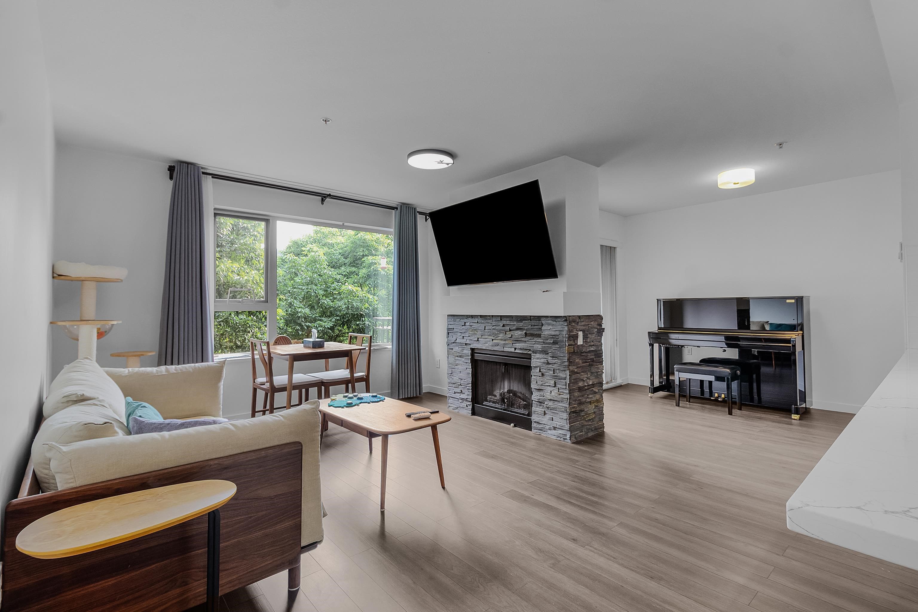 309 - 200 Klahanie Drive, Port Moody, V3H 5K7 — photo 1