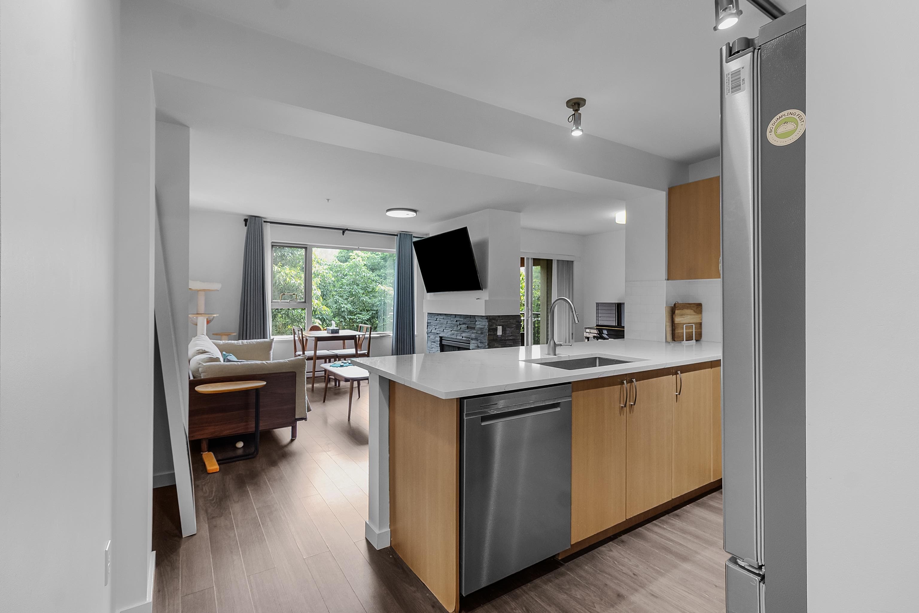 309 - 200 Klahanie Drive, Port Moody, V3H 5K7 — photo 5