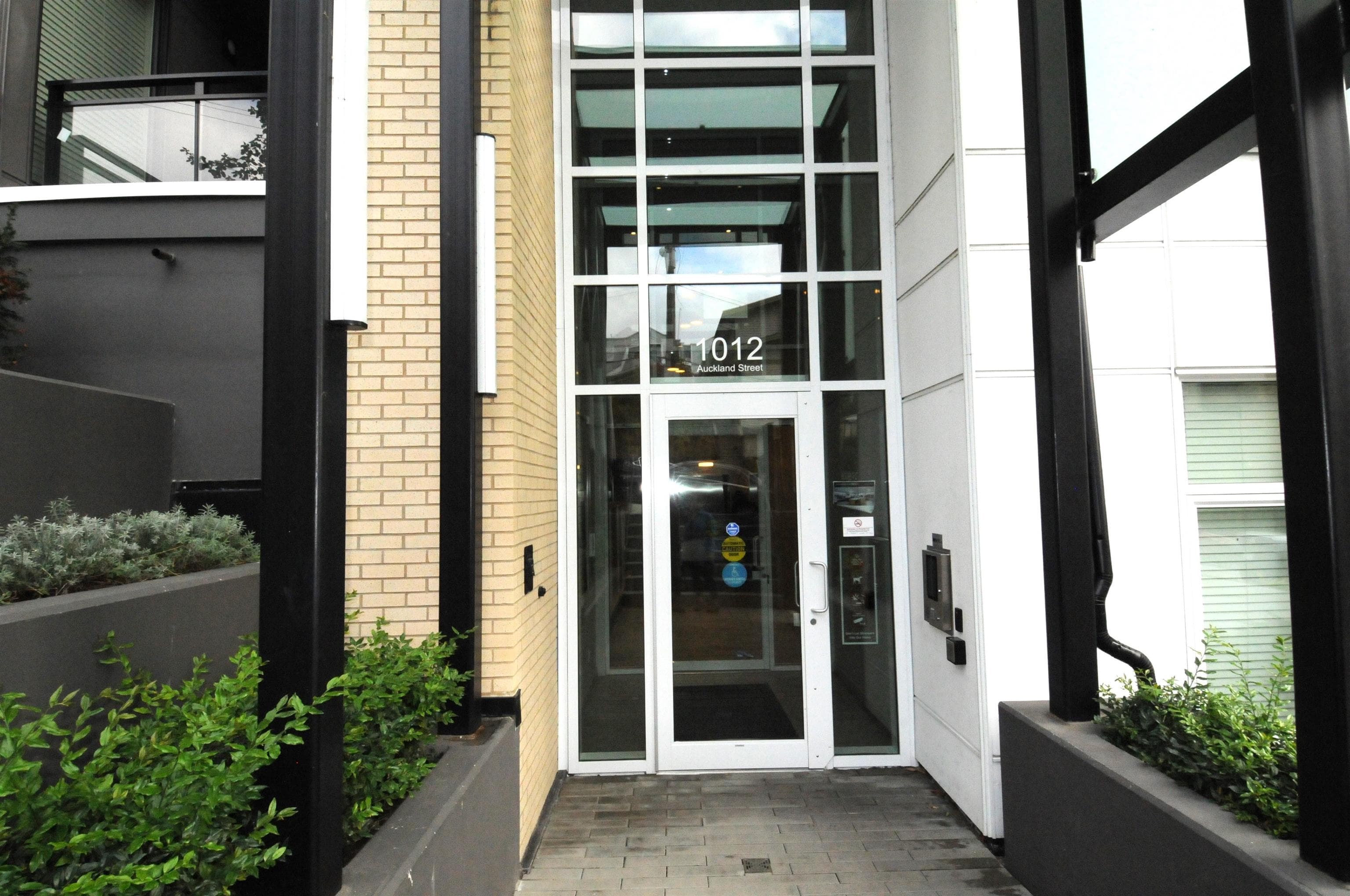 307 - 1012 Auckland Street, New Westminster, V3M 0M3 — photo 3
