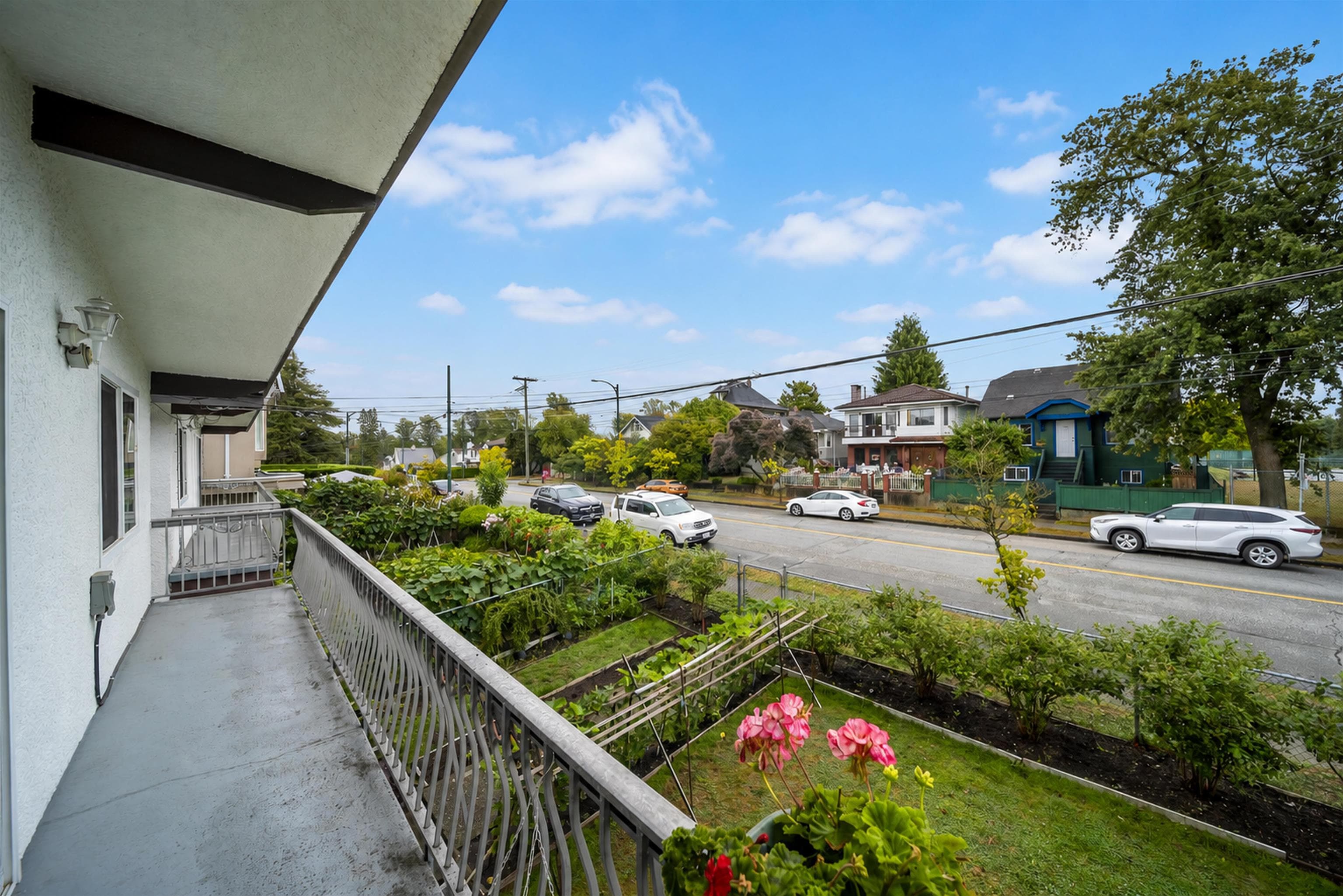 4657 Slocan Street, Vancouver, V5R 1Z8 — photo 5