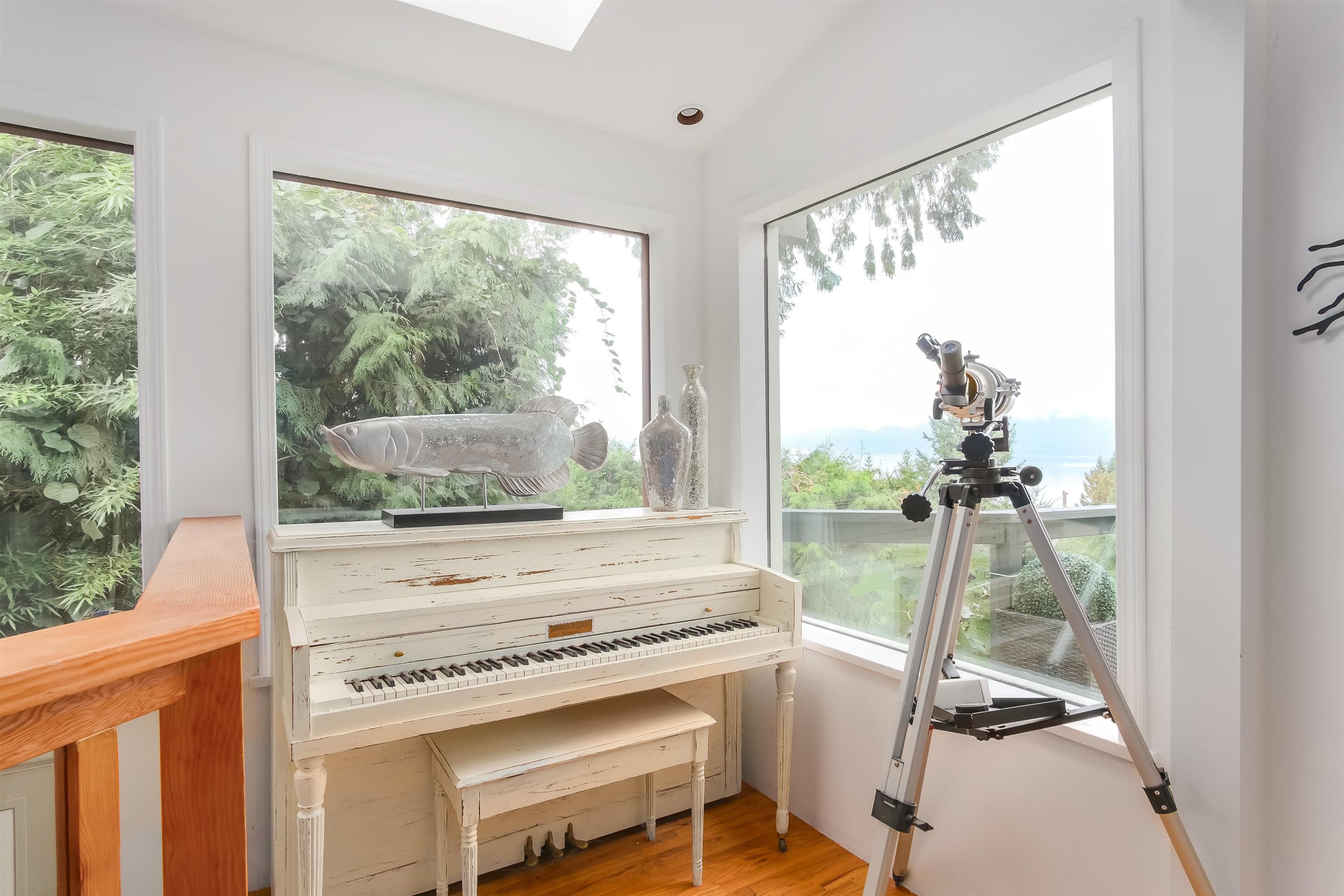 20 Oceanview Road, Lions Bay, V0N 2E0 — photo 3