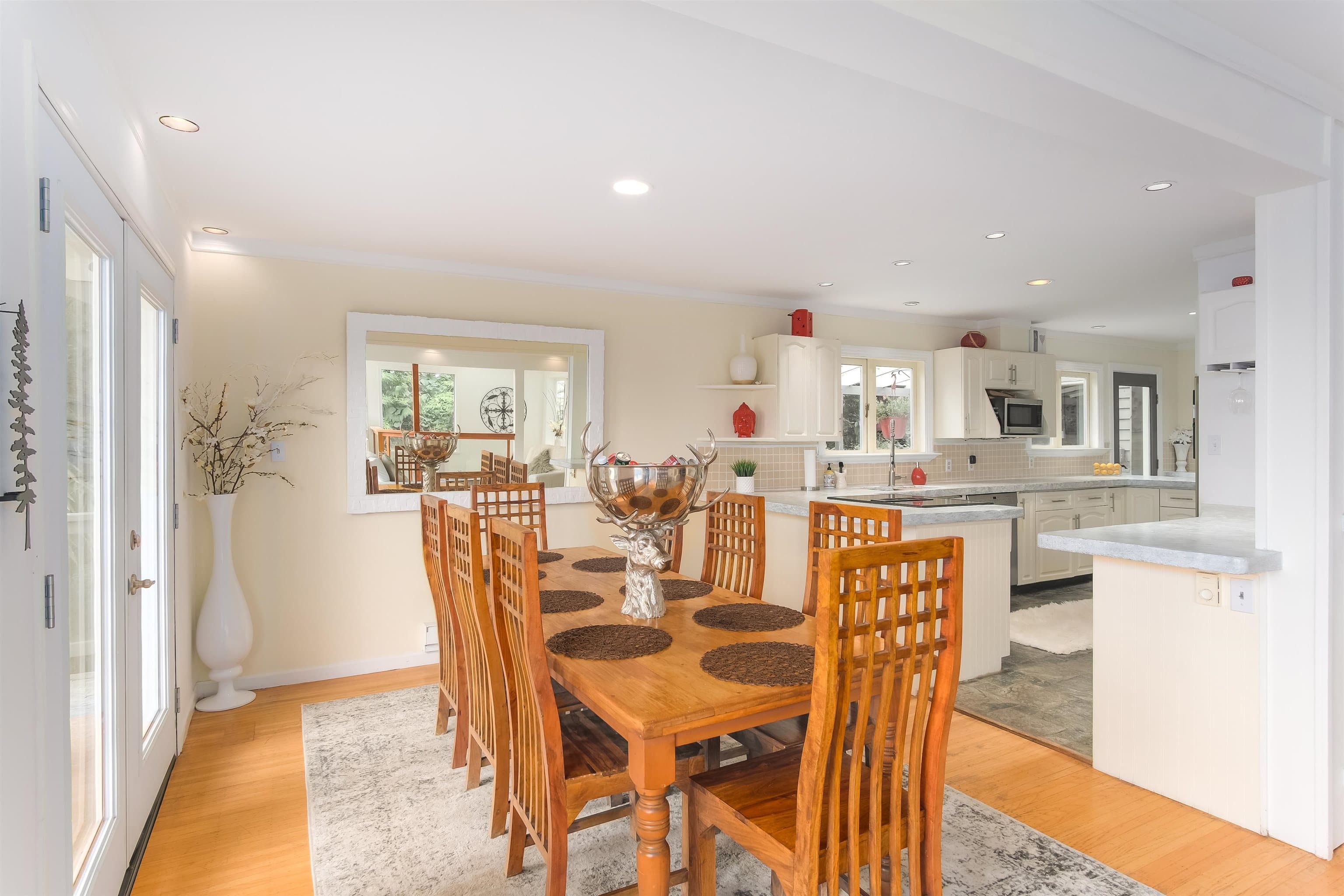 20 Oceanview Road, Lions Bay, V0N 2E0 — photo 5