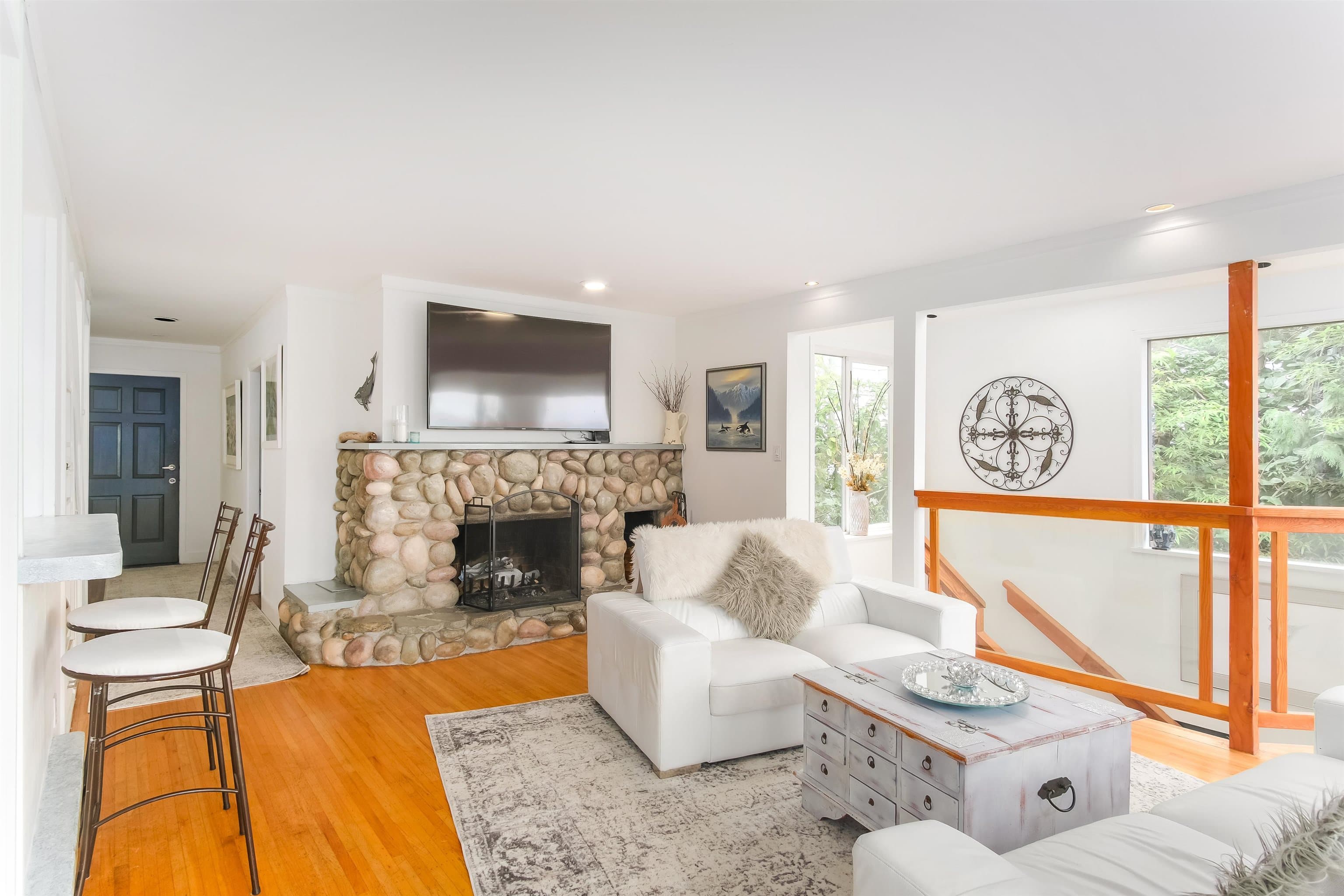 20 Oceanview Road, Lions Bay, V0N 2E0 — photo 4